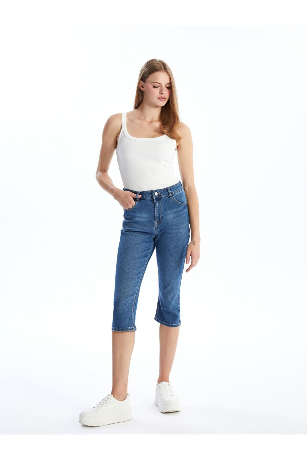 LC Waikiki Indigo Dar Fit Kadın Jean Kapri