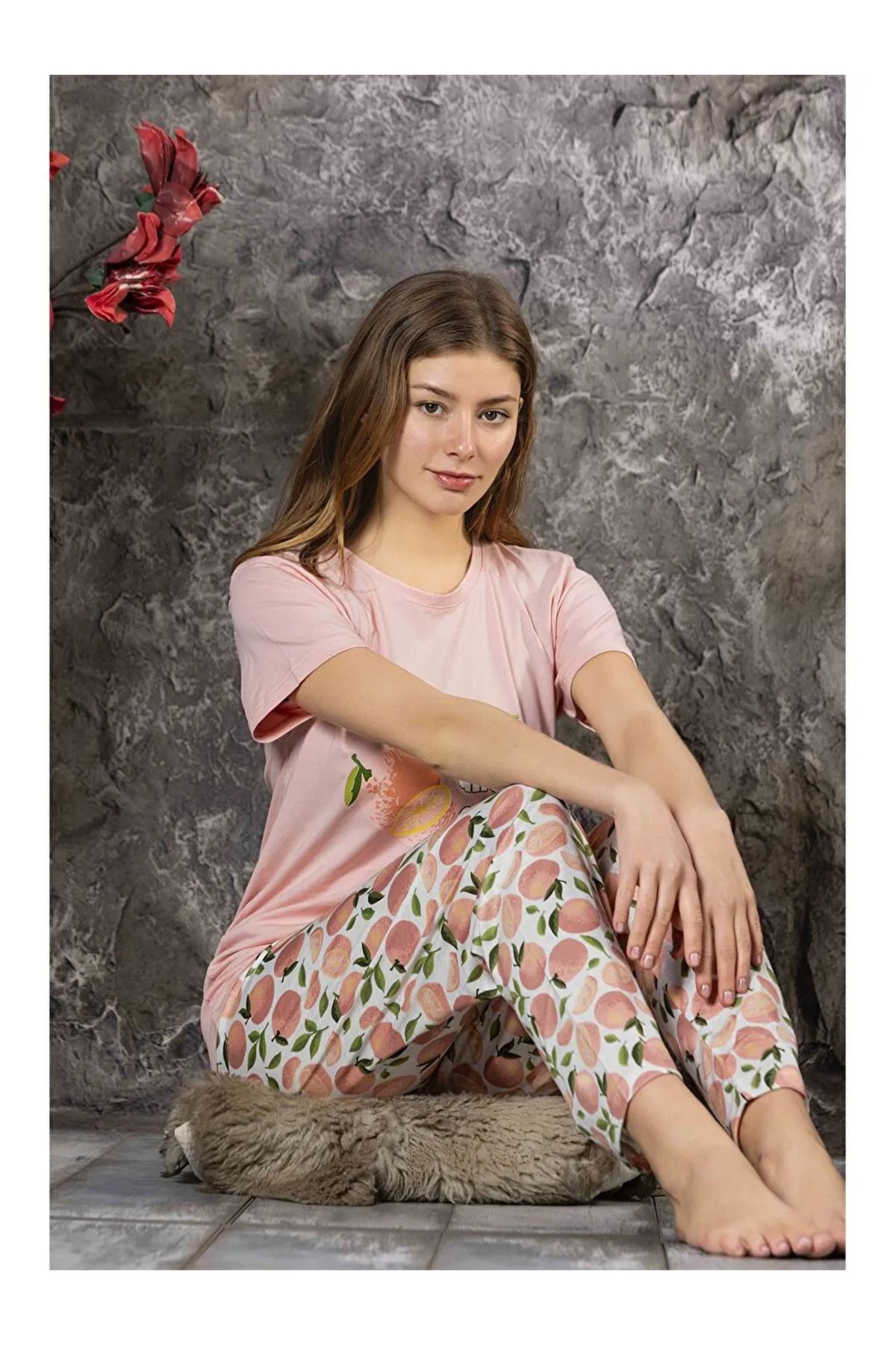 LC Waikiki Bisiklet Yaka Kadın Pijama Takım