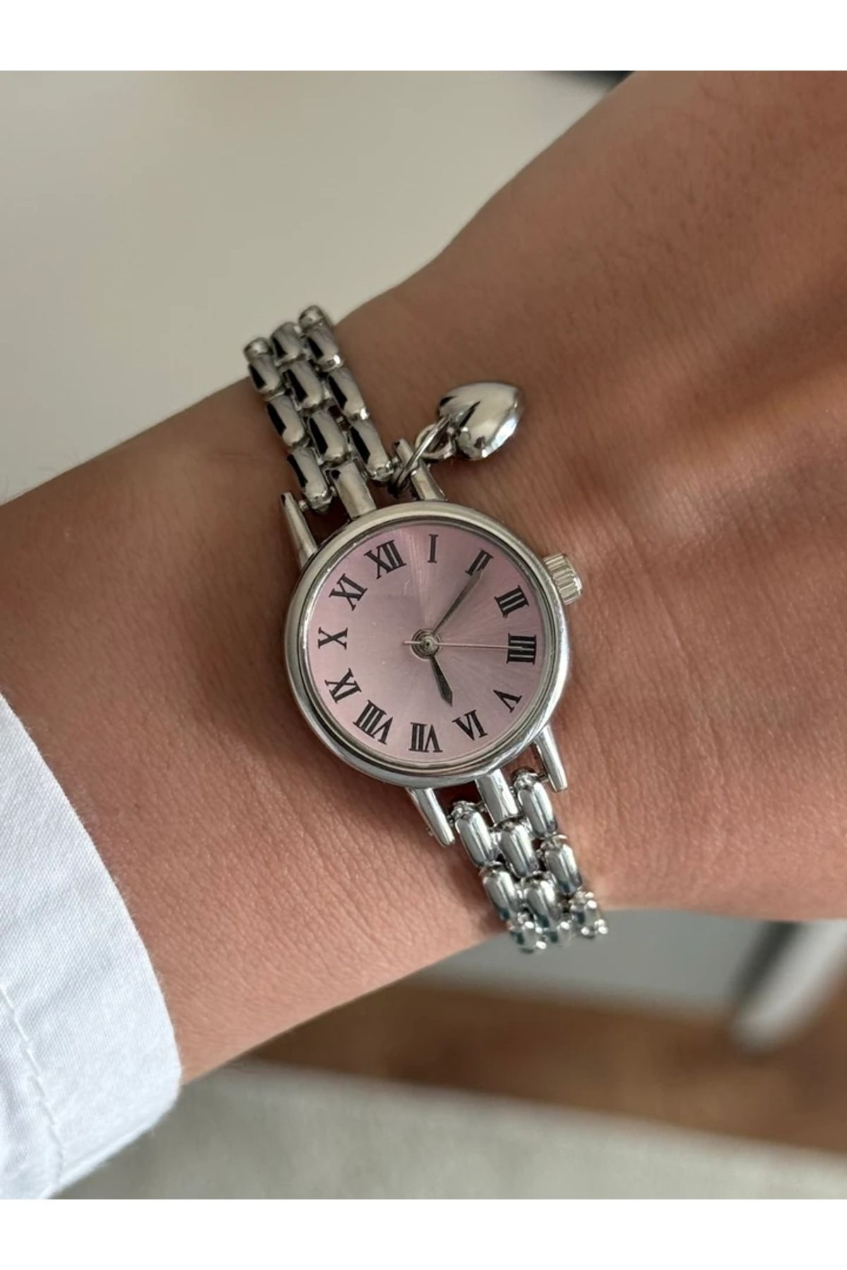 RoseandRoses Klasey Kalp Charmlı Yeni Sezon Kadın Kol Saati Gümüş (Pembe Kadran)