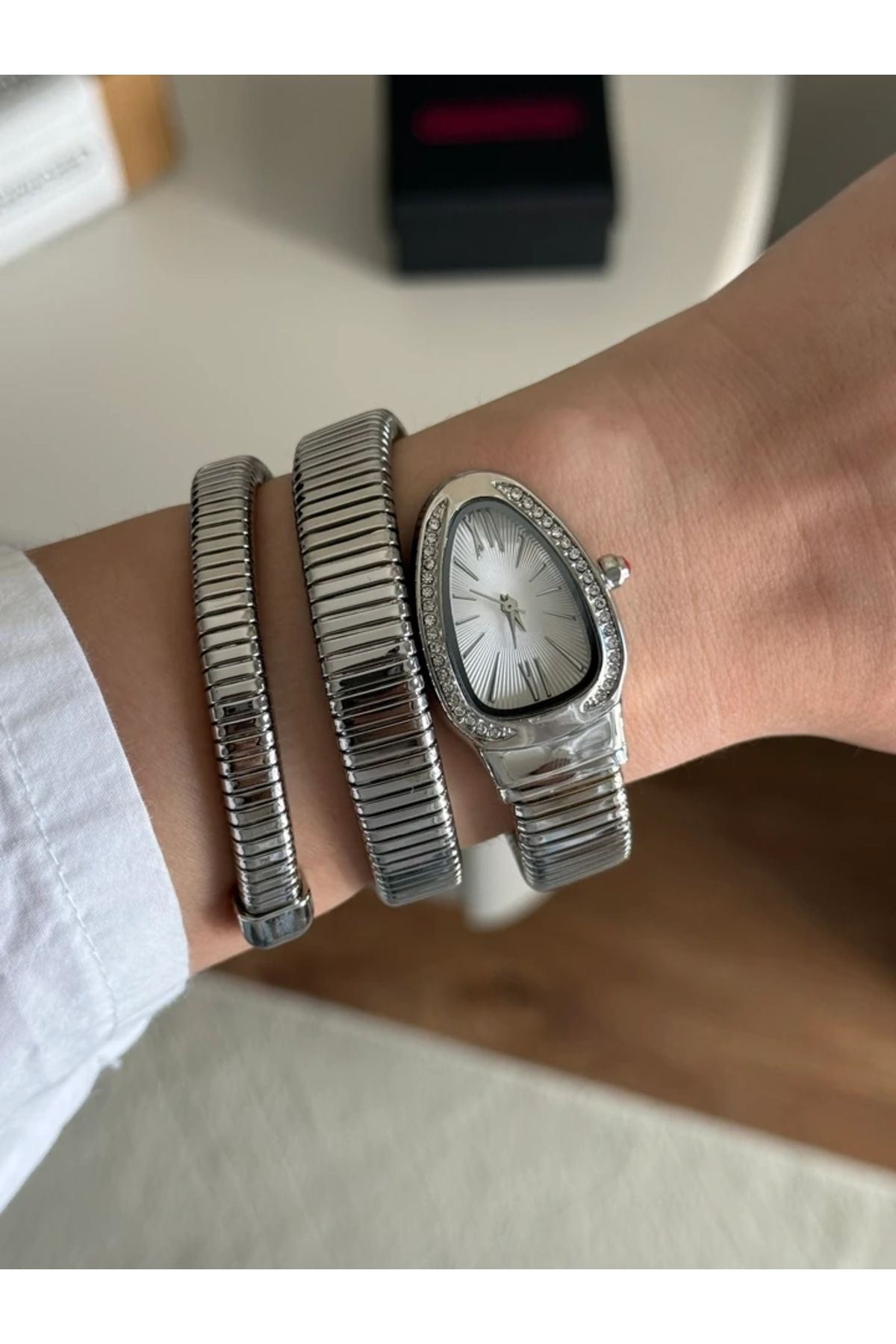 RoseandRoses Snake Sarmal Model Yeni Sezon Kadın Kol Saati Gümüş (Beyaz Kadran)