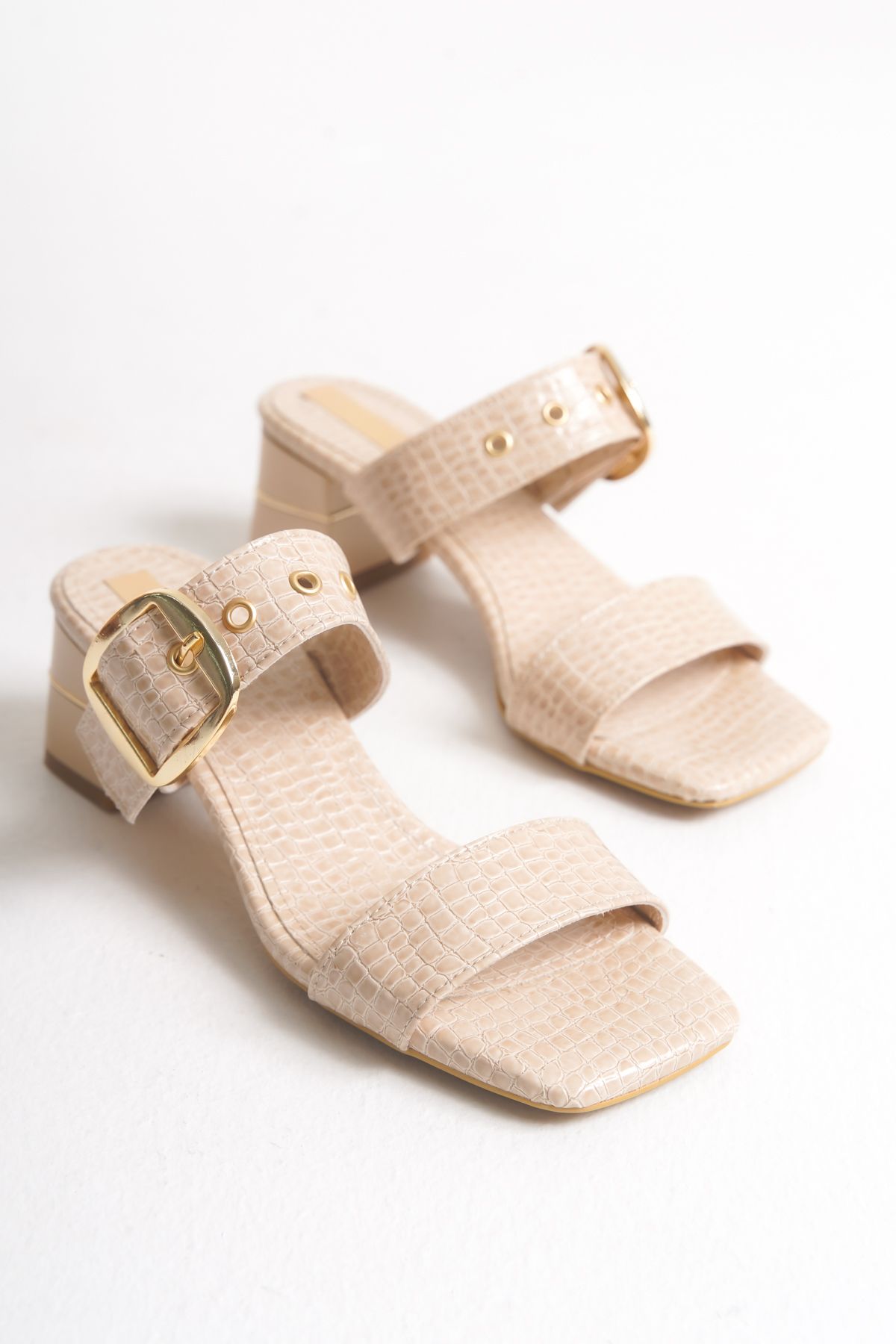Liza Shoes JULLY Kadın Kemerli Kısa Topuk Terlik A026-K328