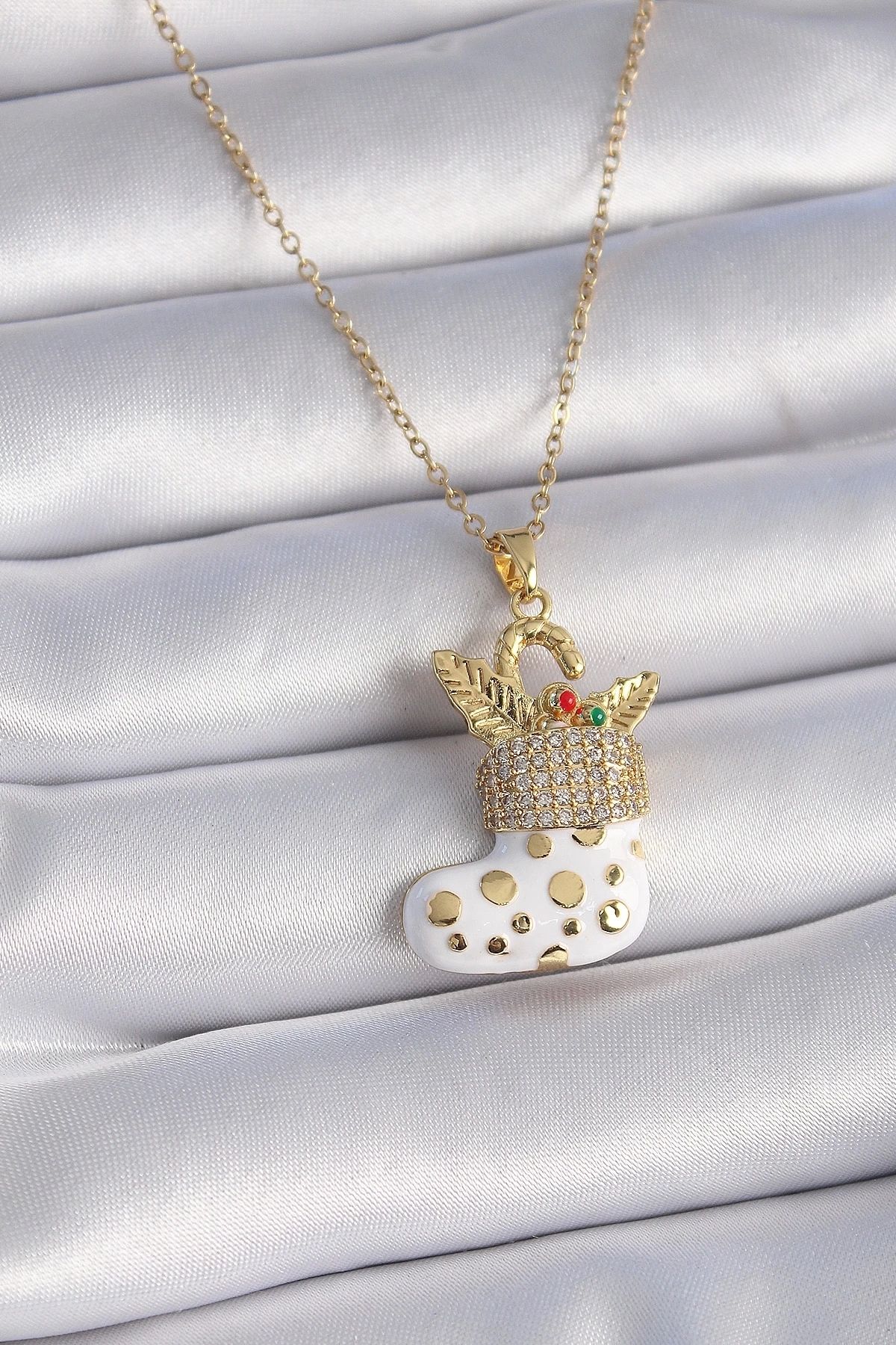 shopwave 316L Çelik Gold Renk Zincir Zirkon Taşlı Yılbaşı Temalı Noel Çorabı Figür Kadın Kolye