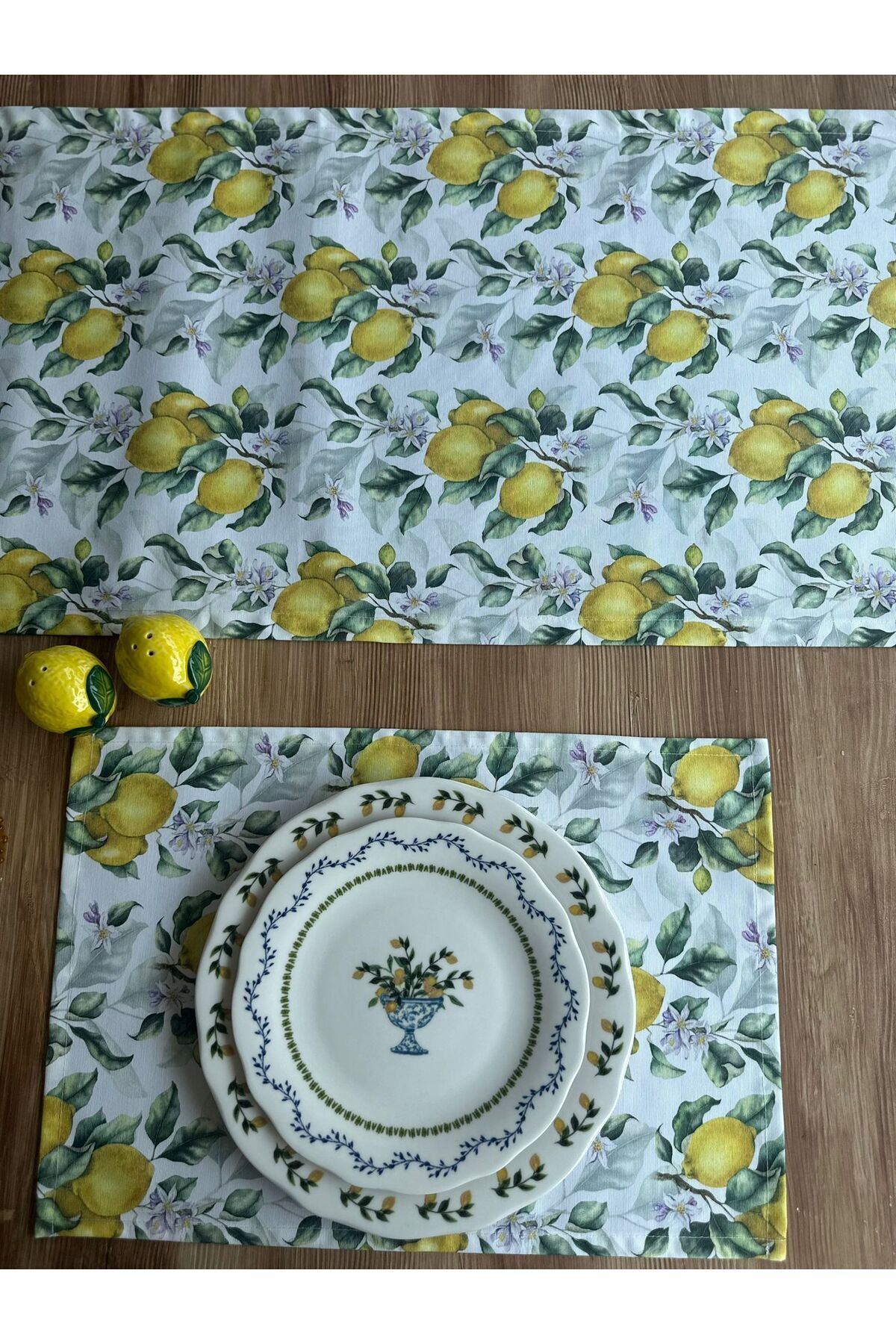 TUA HOME 6'lI Limon Desenli Su Geçirmez Amerikan Servis – Yaz Sofraları İçin Şık Sunum