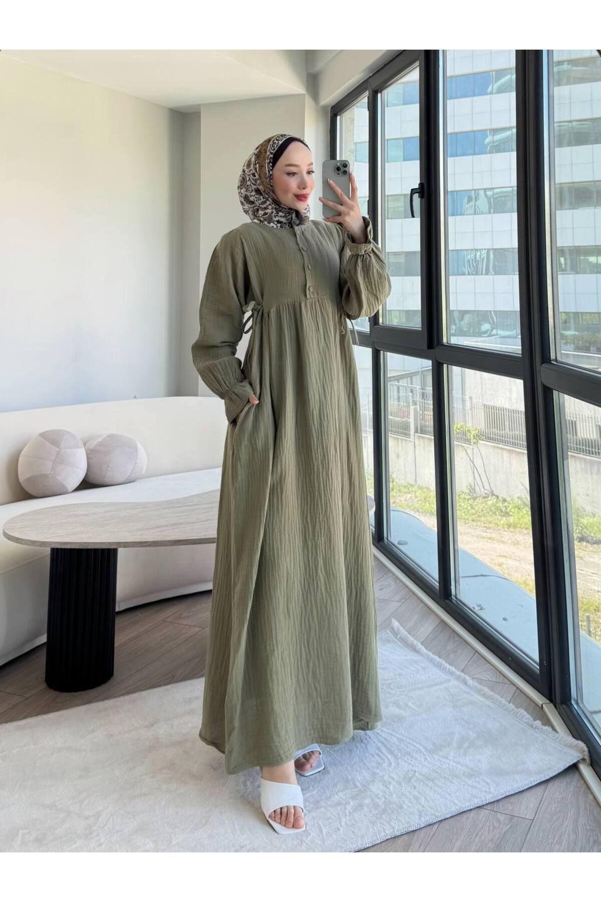 Butik Bağlama detaylı müslin elbise