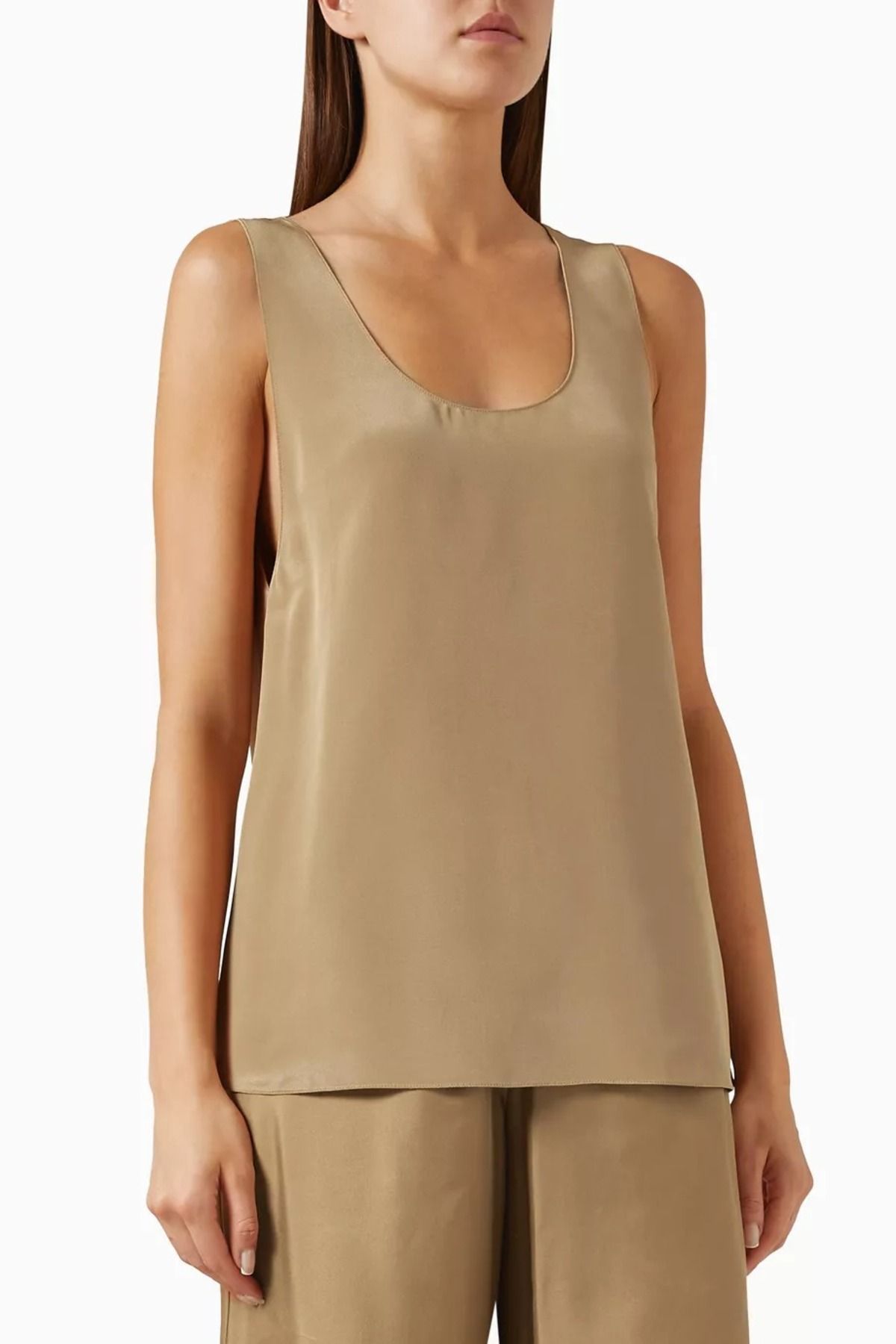 12storeez Light Brown Silk Tank Top, Dökümlü ve Zamansız İpek Atlet