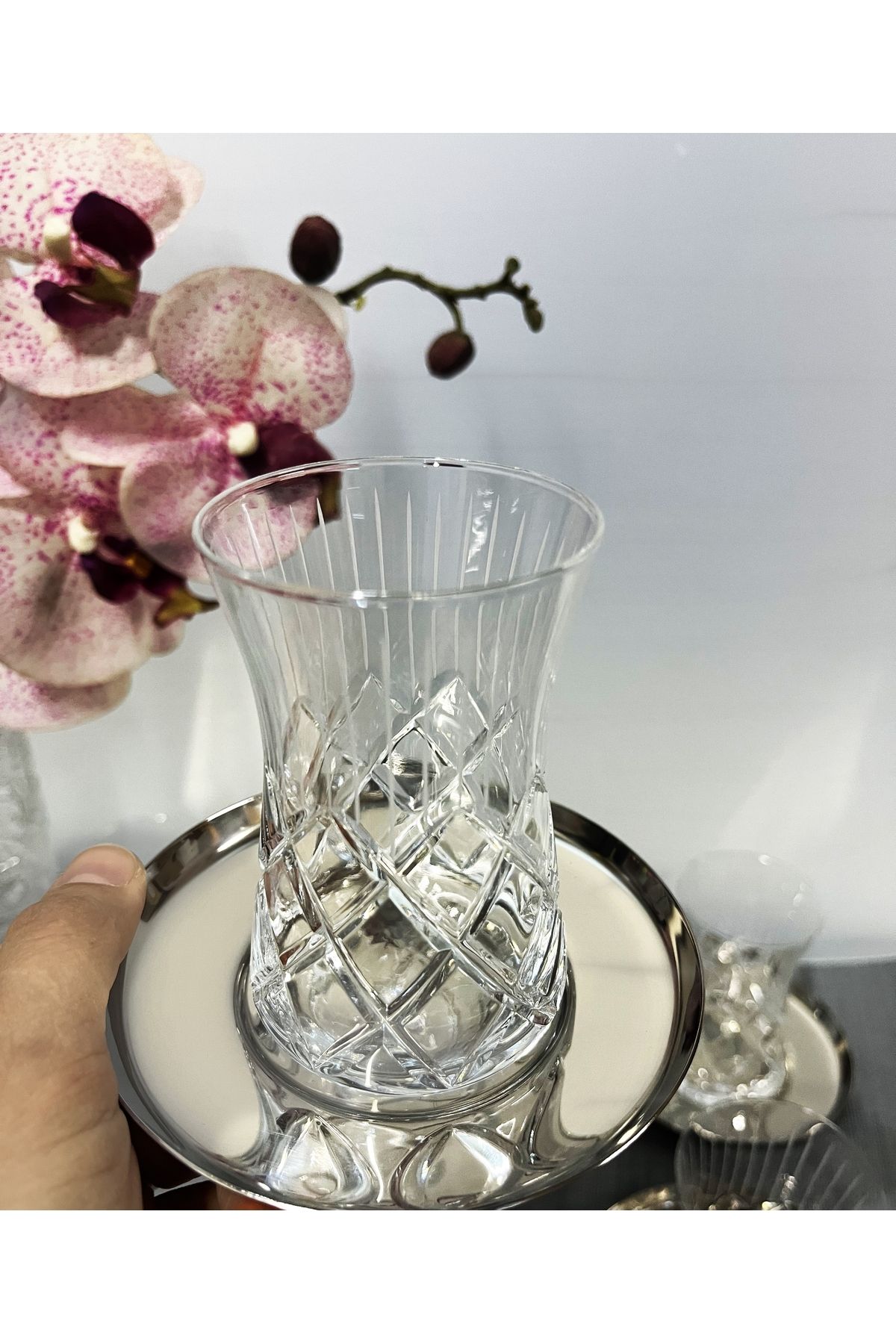 DECOSTYLE Paşabahçe Heybeli Kesme Dekor Çelik Tabaklı Çay Seti-6 Kişilik 12 Parça