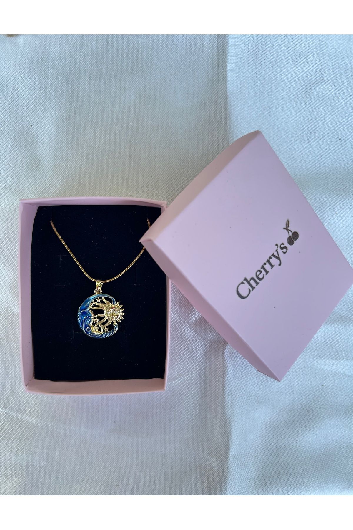 Cherrys Luxury Ay ve Güneş Kolye