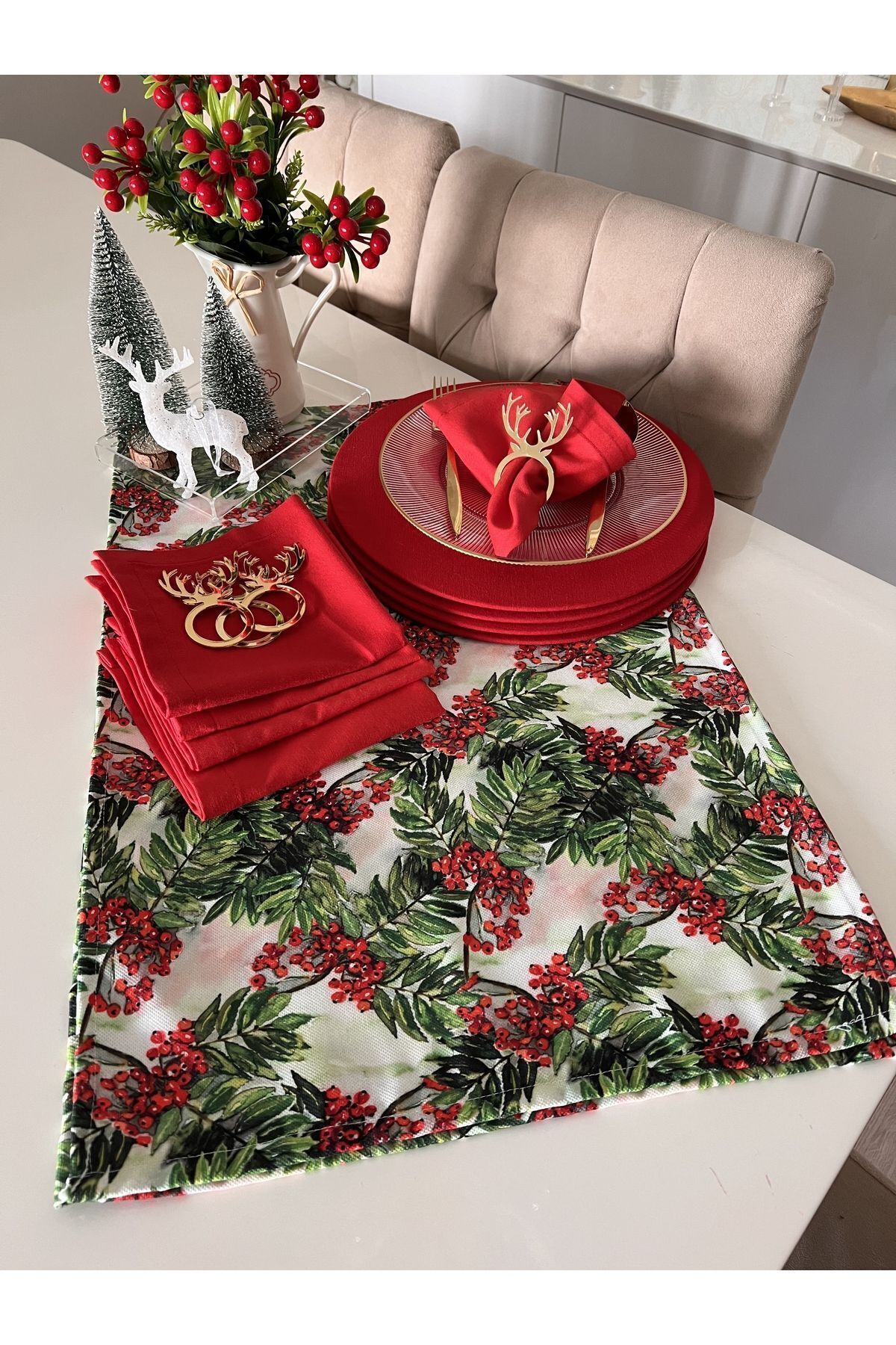 Elioure 4 Kişilik Kokinalı Yılbaşı Sofra Seti Runner Supla Peçete Yüzük Noel Sofra Sunum Yeniyıl Christmas