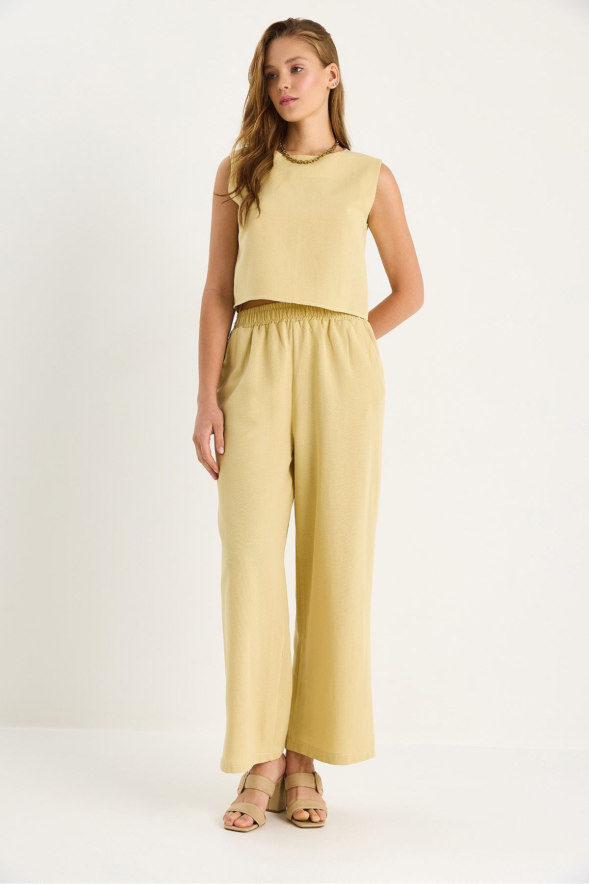 Bianco Lucci-Women's Thick Strap Blouse Elastic Waist Pocket Detailed Loose Trousers Linen Suit 9384 60281086 4