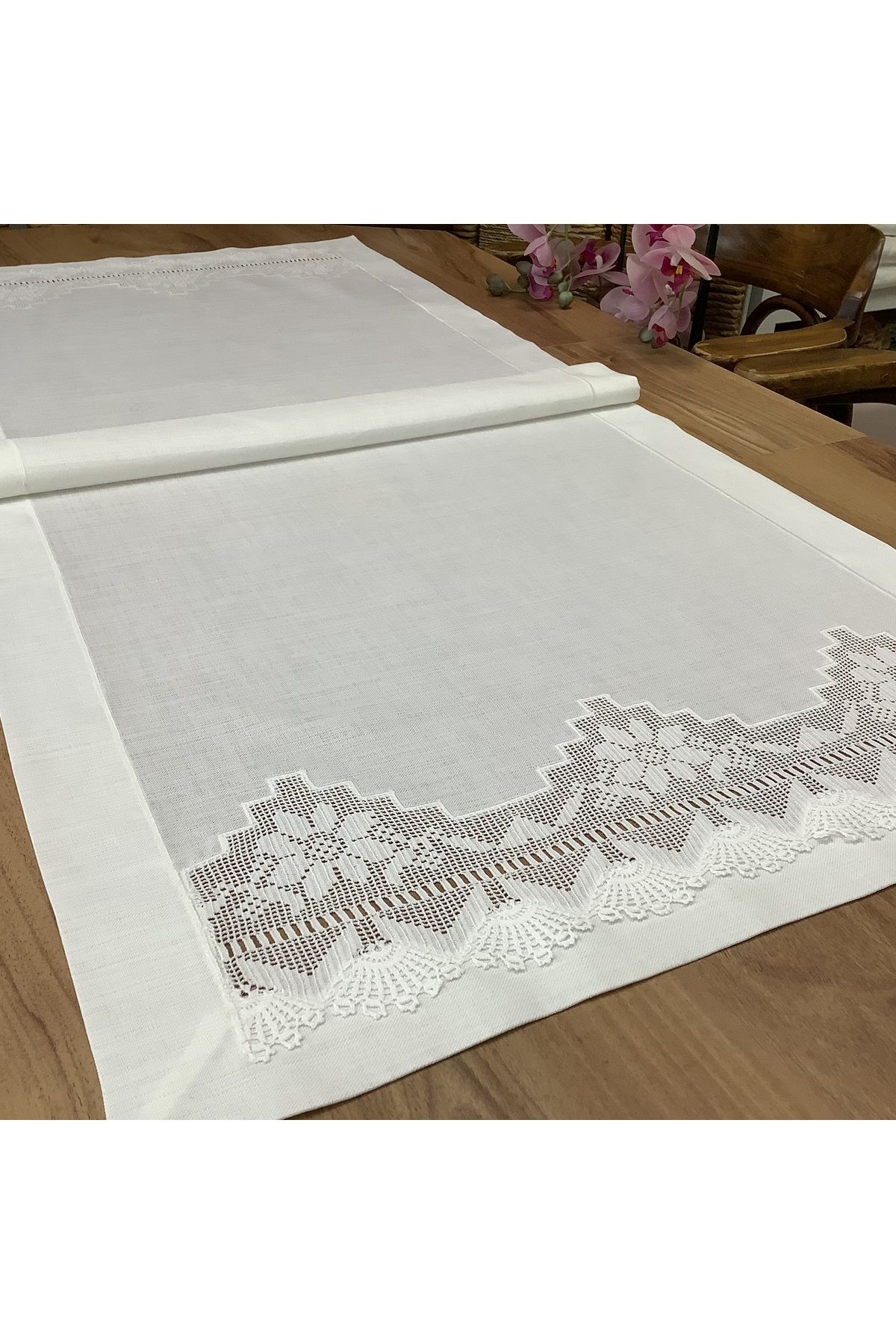 OYA home Gül Dantelli Runner - 60*150 cm