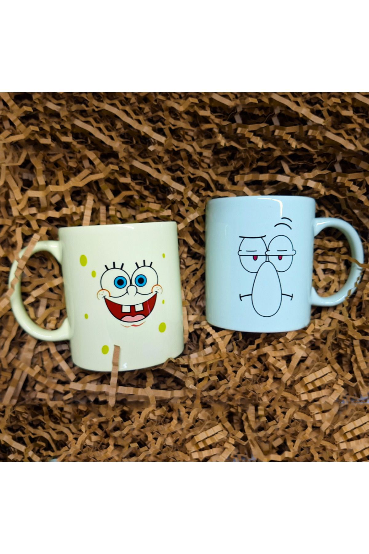 Home SpongeBob ve Squidward İkili Kupa Seti – Pastel Sarı & Yeşil Eğlenceli Bardaklar