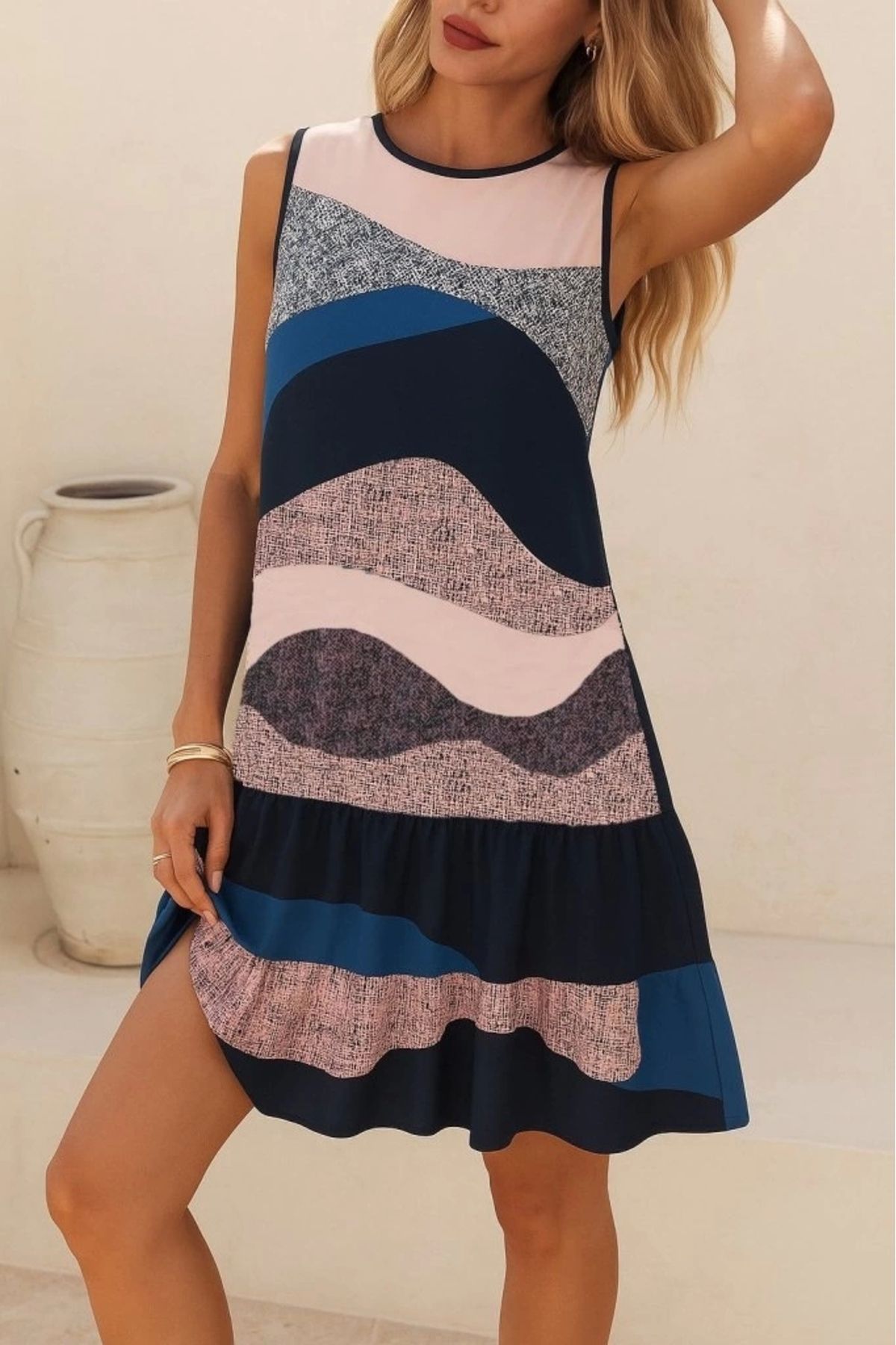 Butik Kadın Kolsuz Sırttan Bağlamalı Fırfırlı Leopar Desenli Dalgıç Elbise
