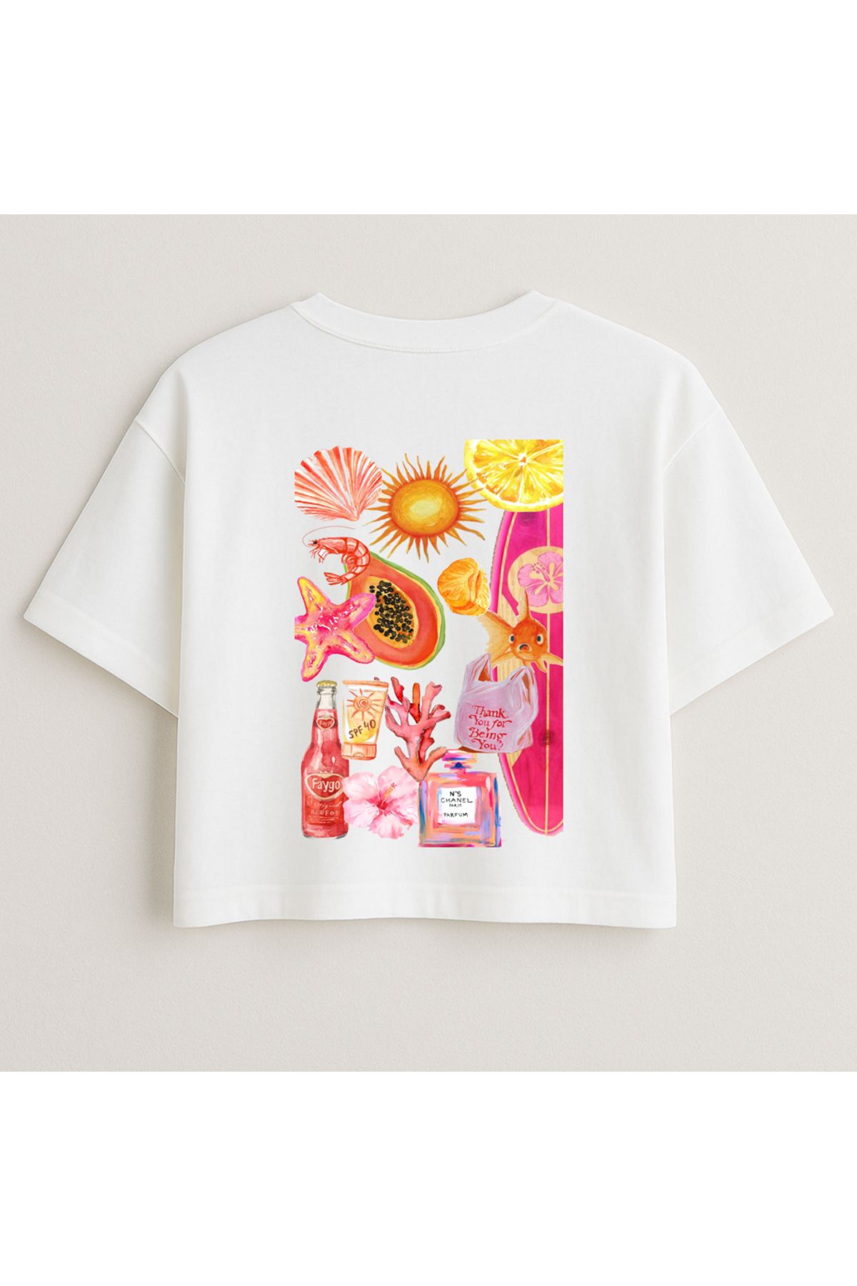 Minou Wear Renkli Kolaj Baskılı Özel Tasarım Crop Oversize Beyaz Kadın Tshirt