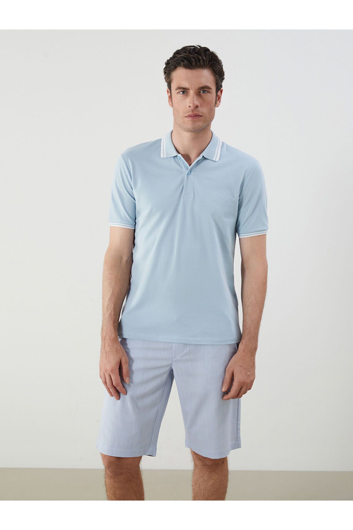 LC Waikiki Polo Yaka Kısa Kollu Erkek Dokulu Tişört