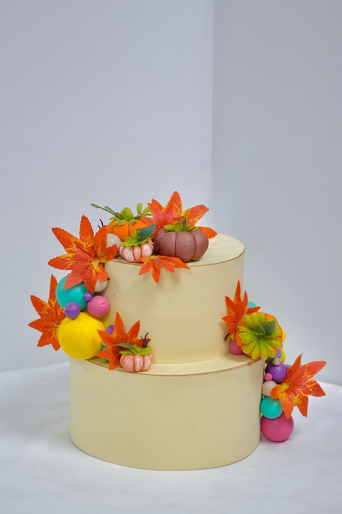 OGELAPARTY 🎂 2 Katlı Maket Pasta – Her Konsepte Uygun, Gerçek Görünümlü Dekoratif Pasta 🍰