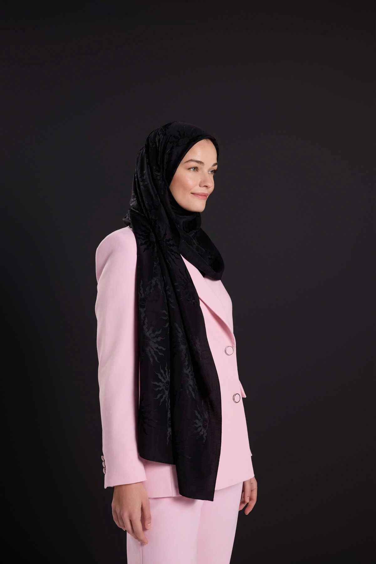 Imannoor Güneş Doğarken Siyah Shiny Jakar Şal 251-3028-100