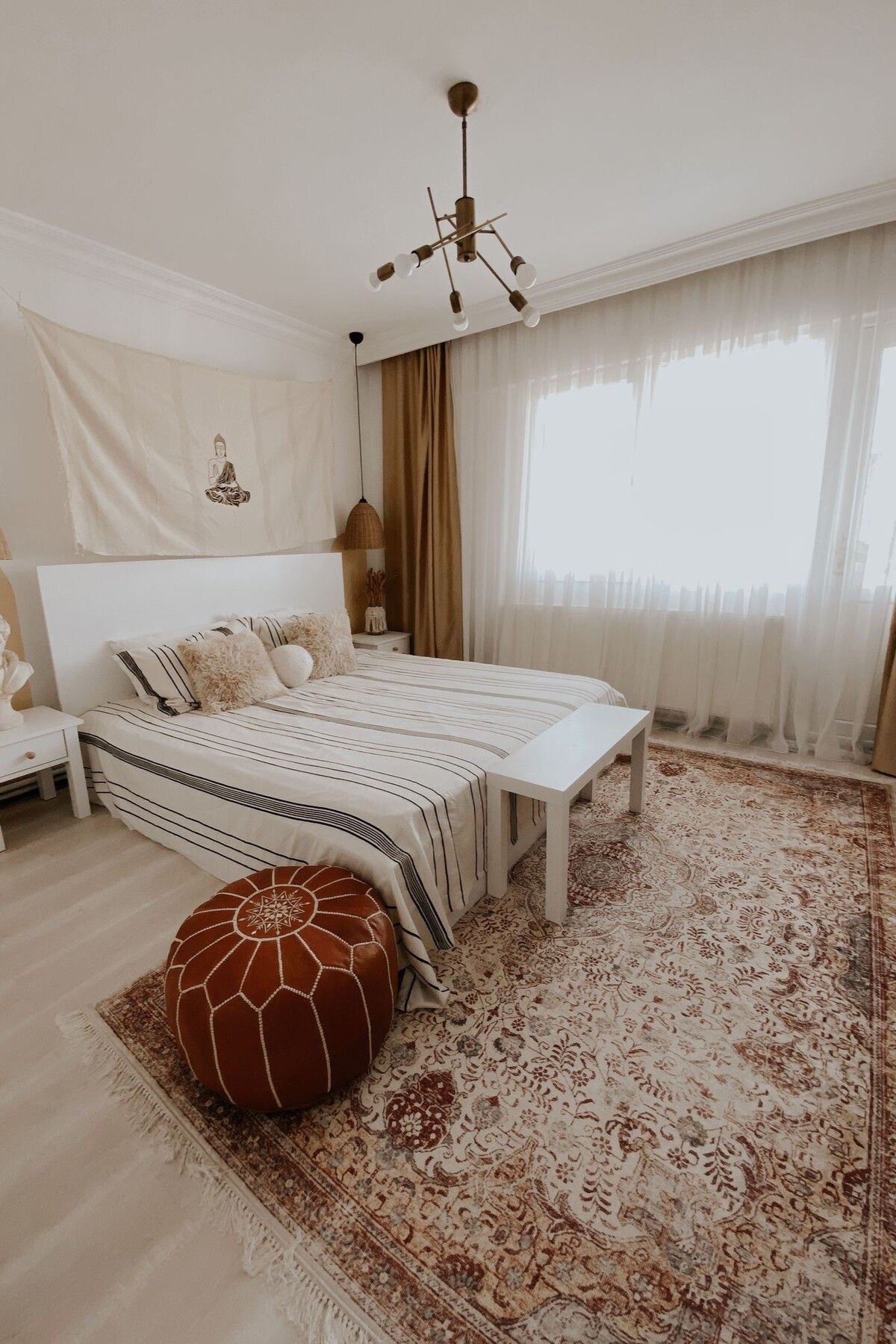 CENTER AVM Bordo Halı Yatak Odası Halısı Makinede Yıkanabilir Kaymaz Taban Halı