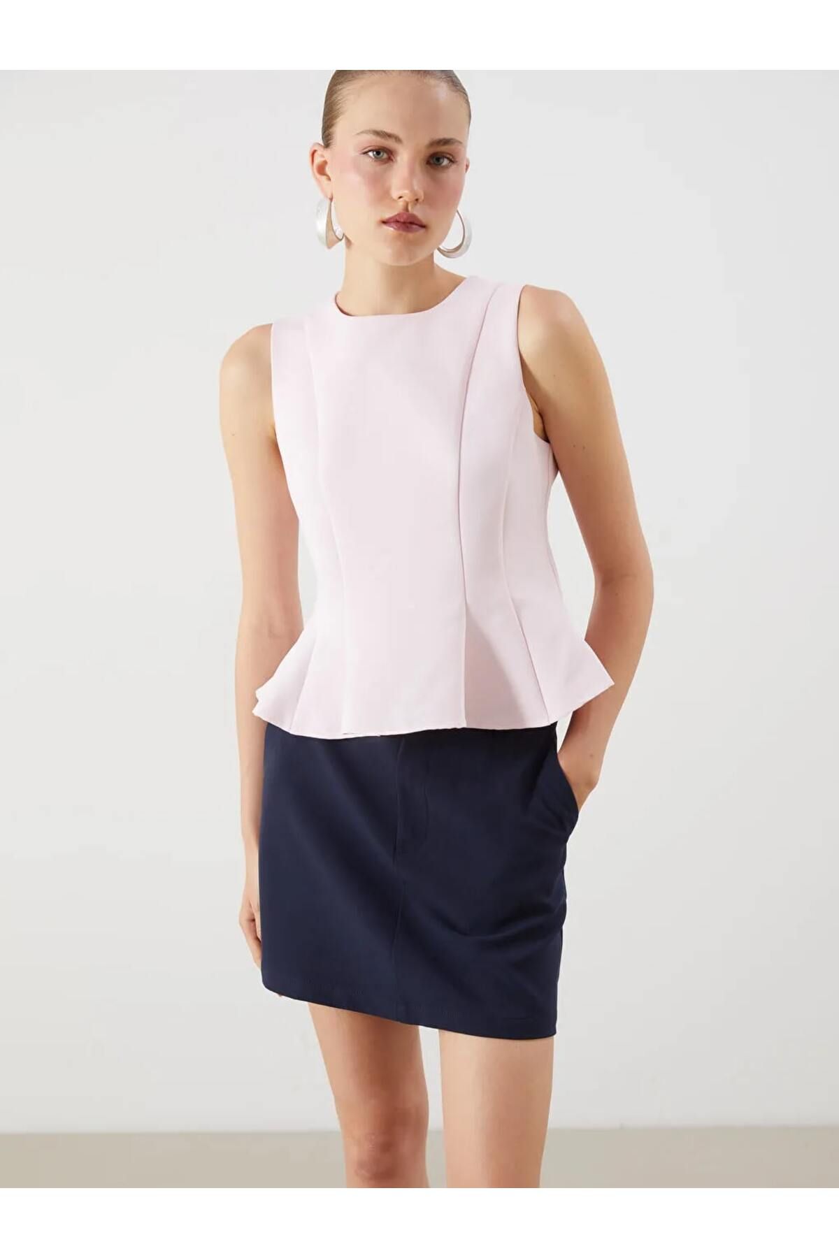 LC Waikiki LCW Vision Pembe Bisiklet Yaka Peplum Bluz