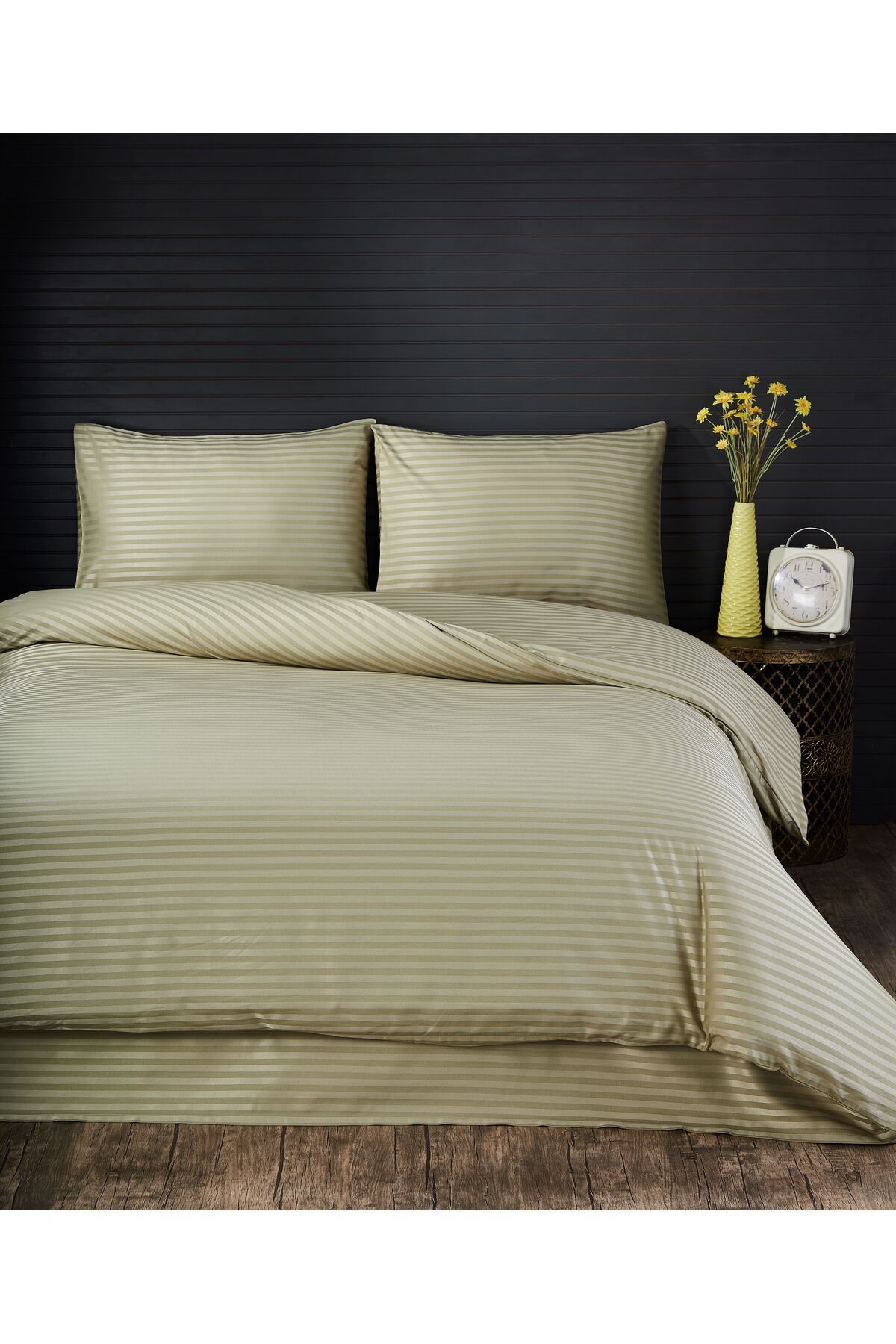 sarra 160X200 TEK KİŞİLİK ÇİZGİLİ SATEN NEVRESİM TAKIMI