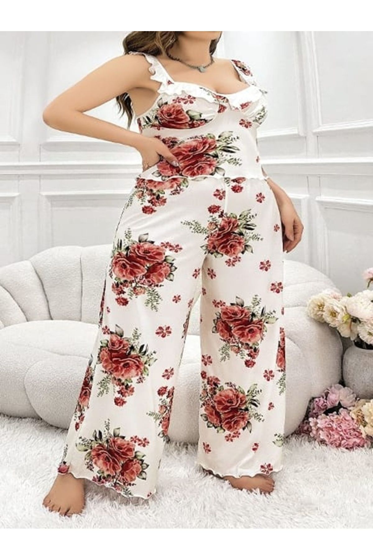 AŞK FANTAZİ Güllü Çiçekli Desenli Beyaz Askılı Büyük Beden Kadın Pijama Takım