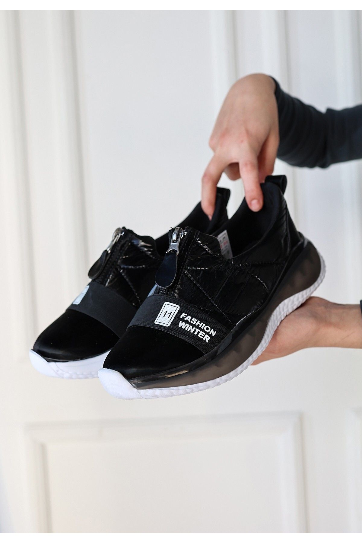 Zerenyus Nikeo Siyah Beyaz Taban Paraşüt Comfort Kadın Sneaker