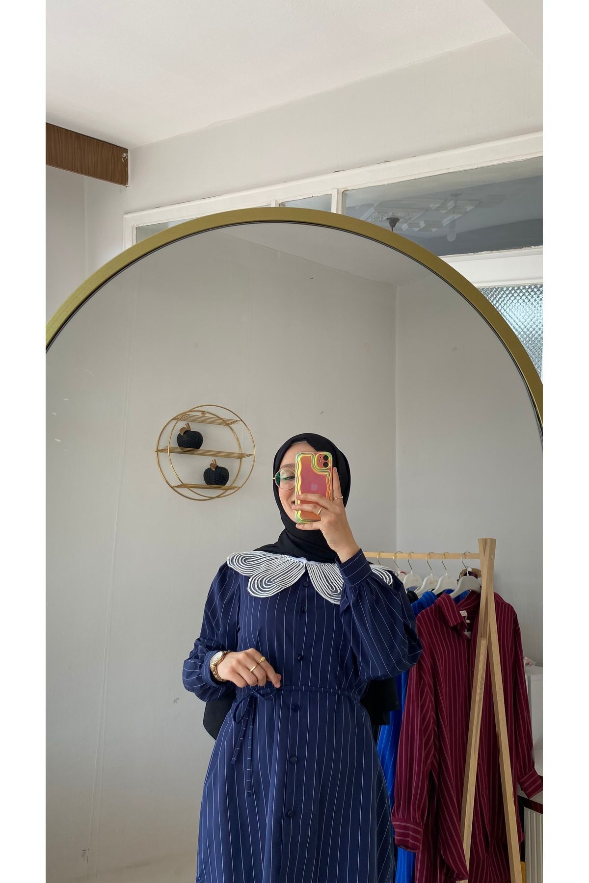 Moda New Face Yaka Detay Çizgili Kemerli Gömlek