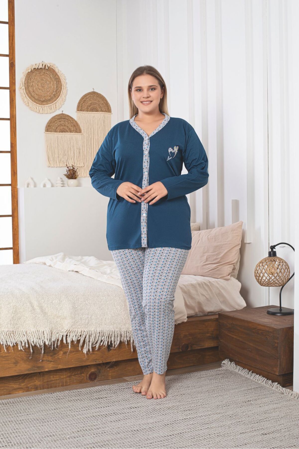 Asel Büyük Beden Uzun Kol Boydan Düğmeli Pamuklu Kumaş Pijama Takım
