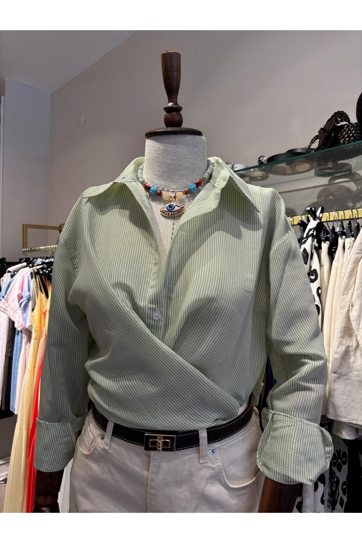 The Zest Boutique Transparan Çizgili Yeşil Gömlek