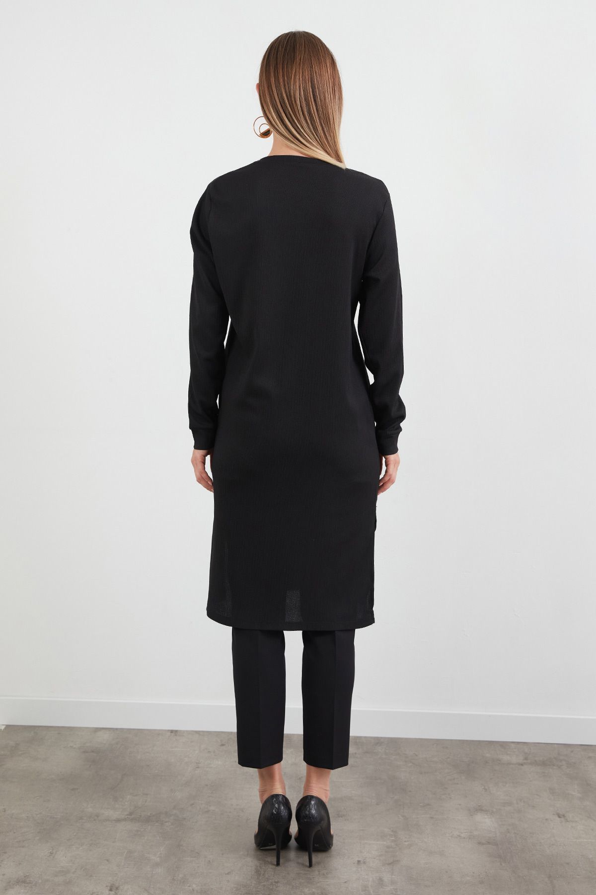 Fulla Moda-Fullamodest Basic Tunic with Side Slits 4