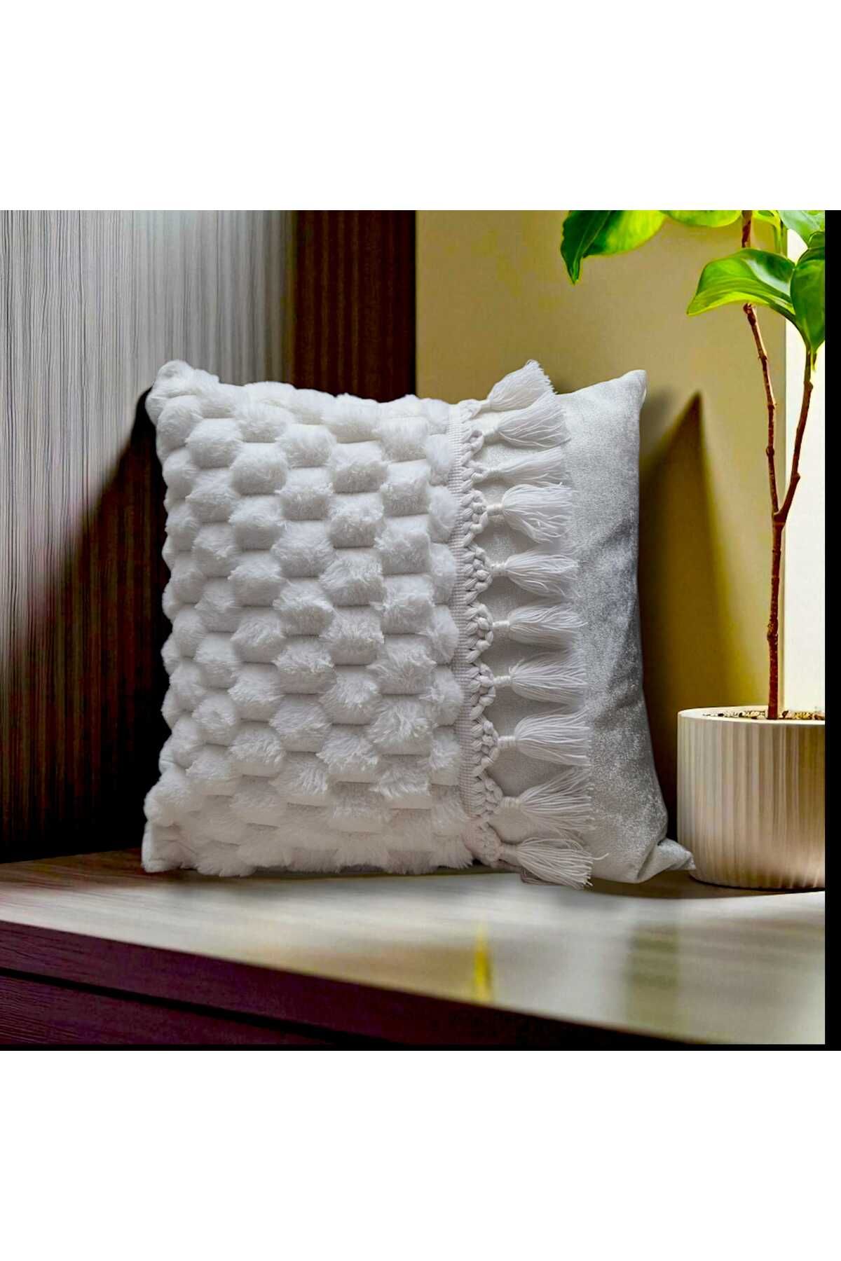 DECORA CASA HOME COLLECTİON Dekoratif Saçaklı Baklava Desen Pluş Kırlent Kılıfı (45x45)