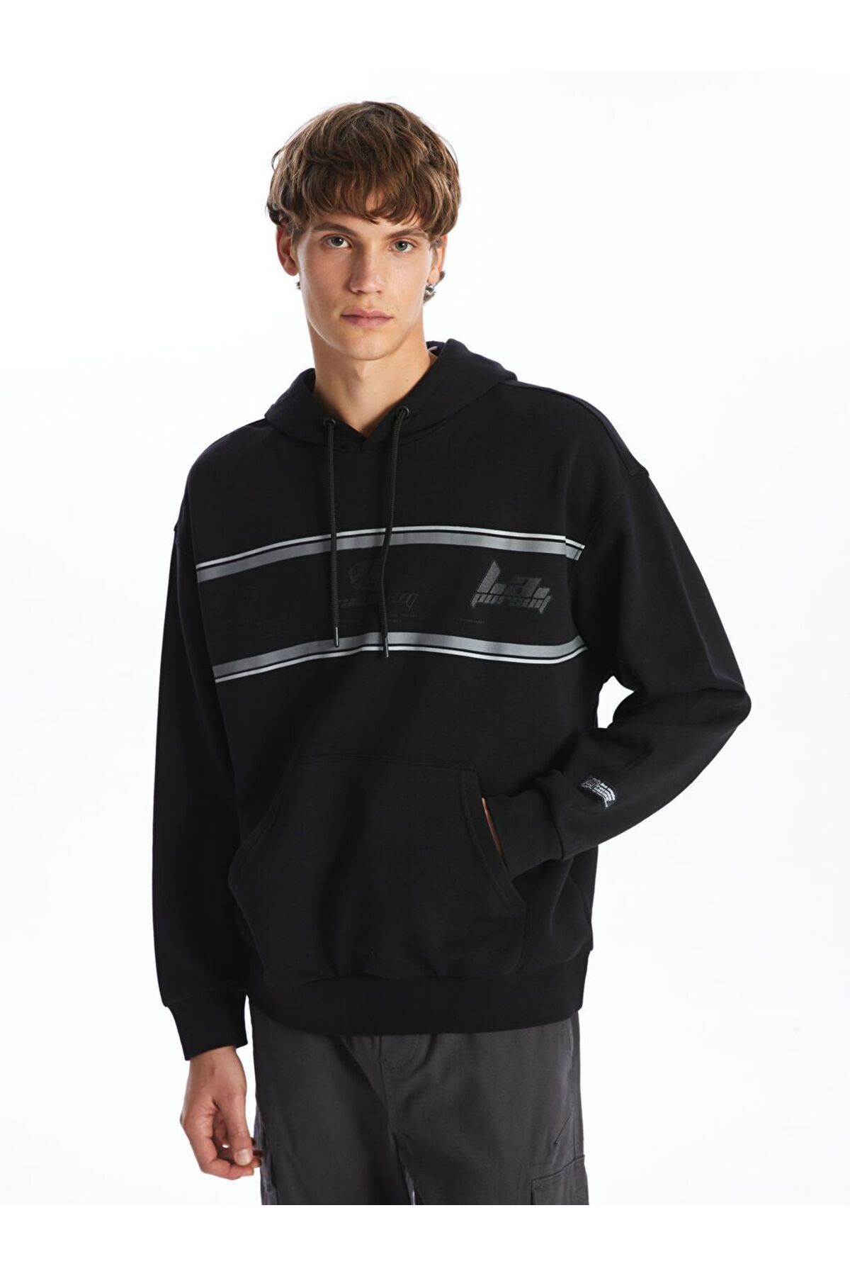 LC Waikiki Siyah Uzun Kollu Baskılı Erkek Kalın Hoodie