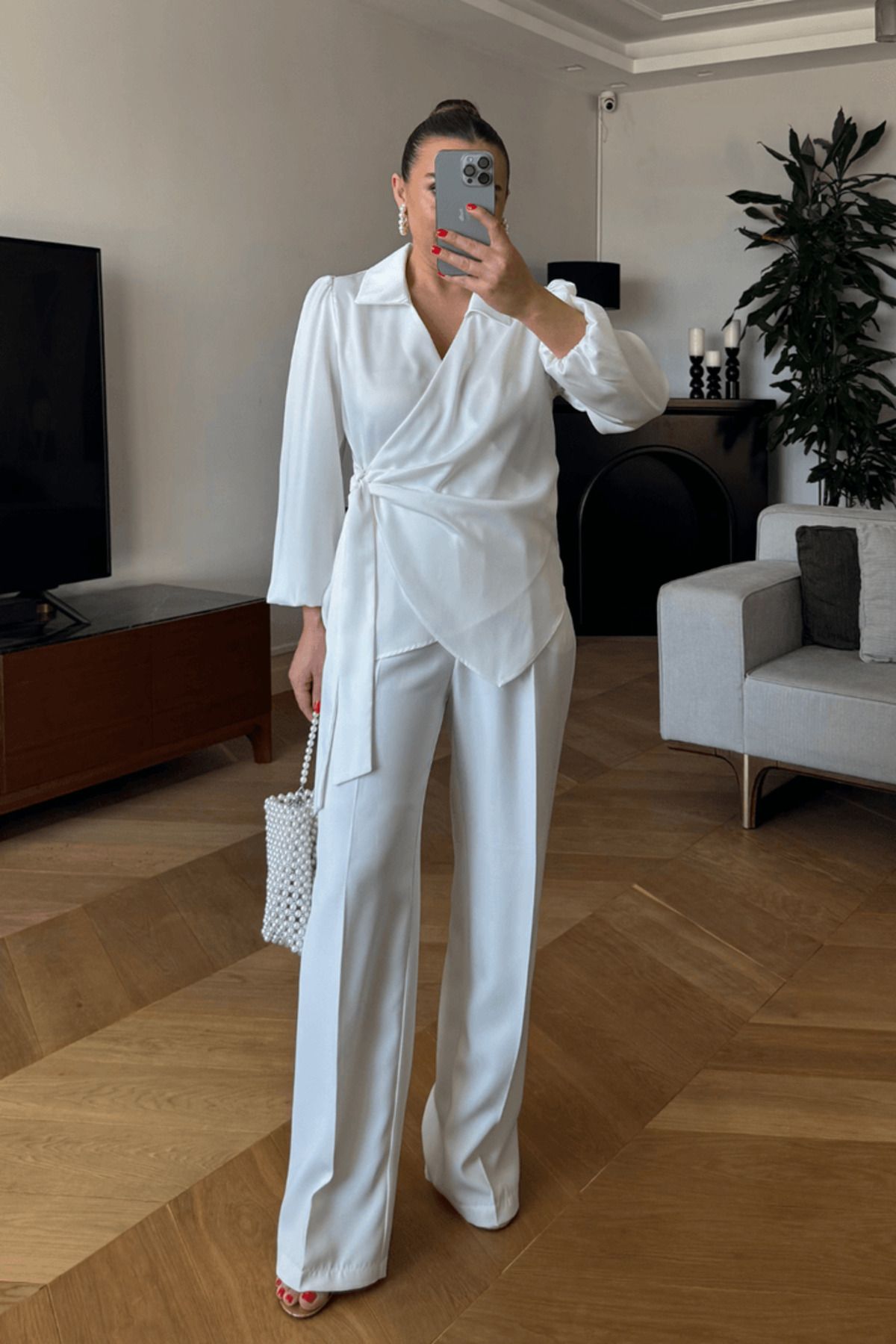 Tuba Butik Kruvaze Bağlamalı Saten Bluz