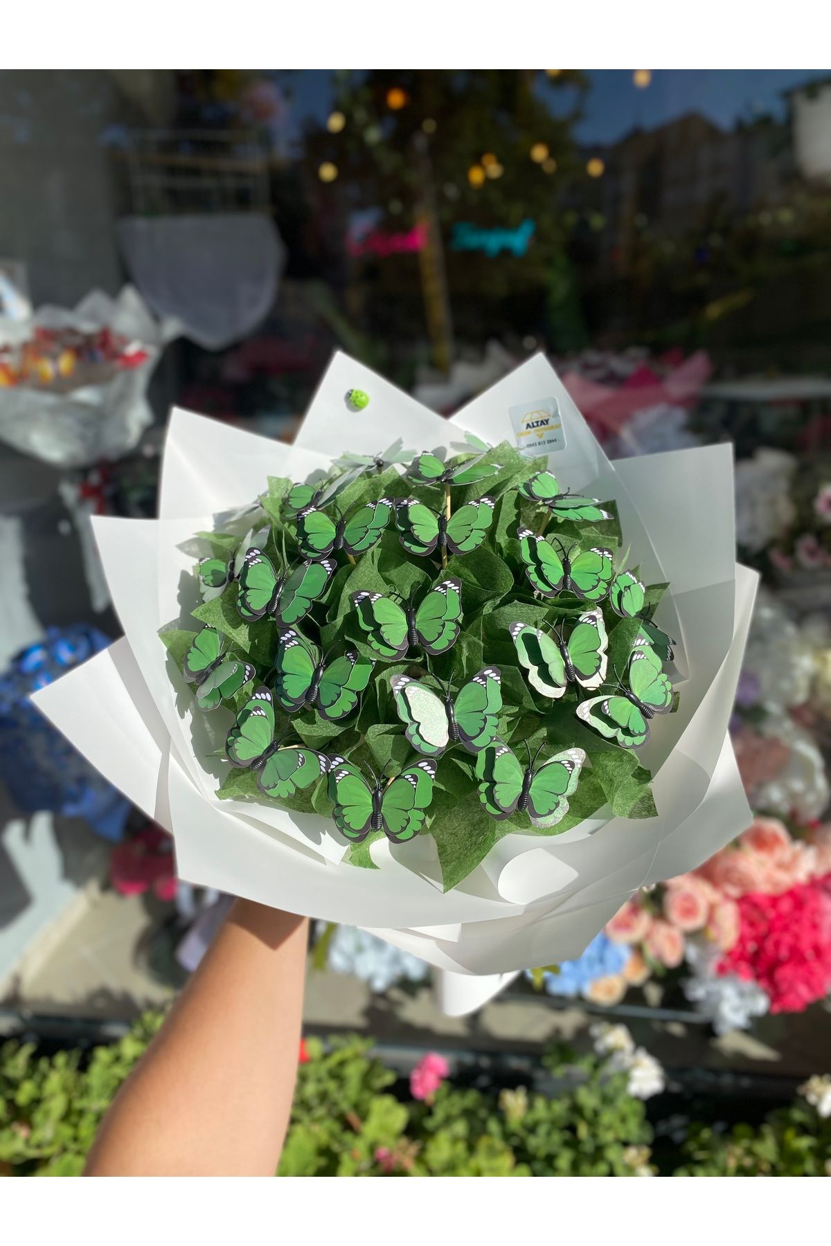 Altay LED Işıklı Yeşil Kelebek Buketi 🦋 - Yapay Çiçek Aranjmanı Dekoratif Hediye