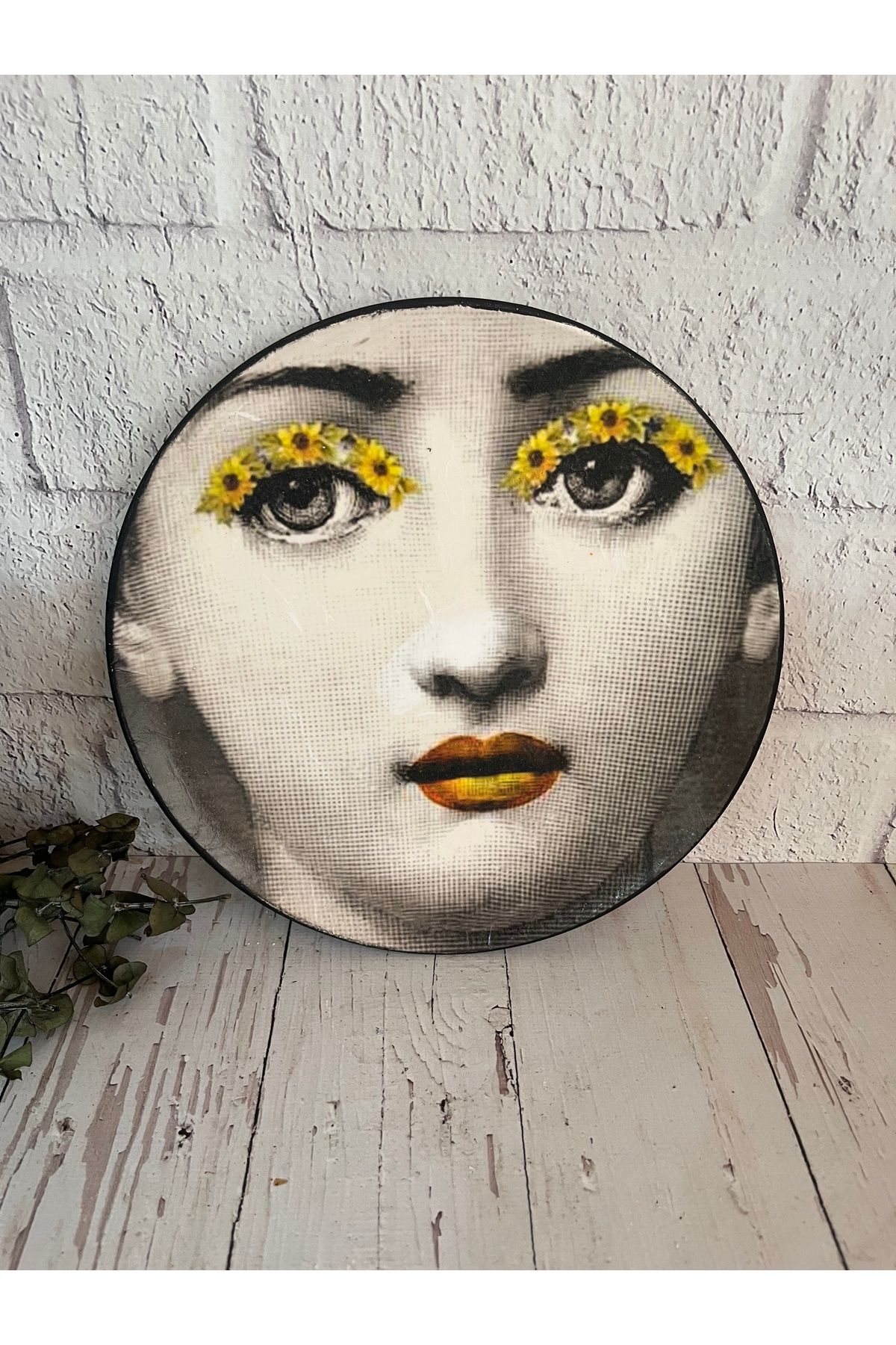 Bypinaryuksel Fornasetti Desenli Duvar Tabağı Model 9