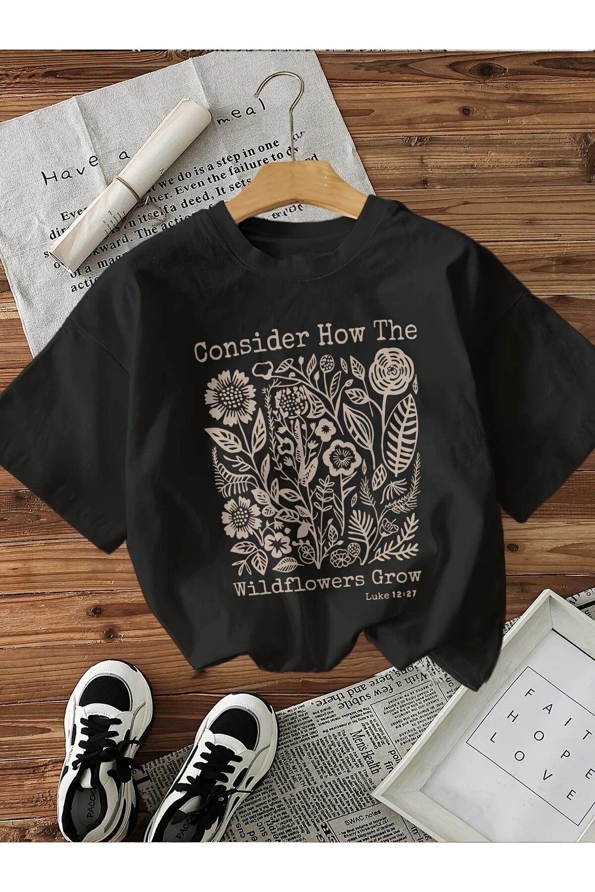 LEIVOR Wildflowers Grow Baskılı Kadın Pamuk T-shirt