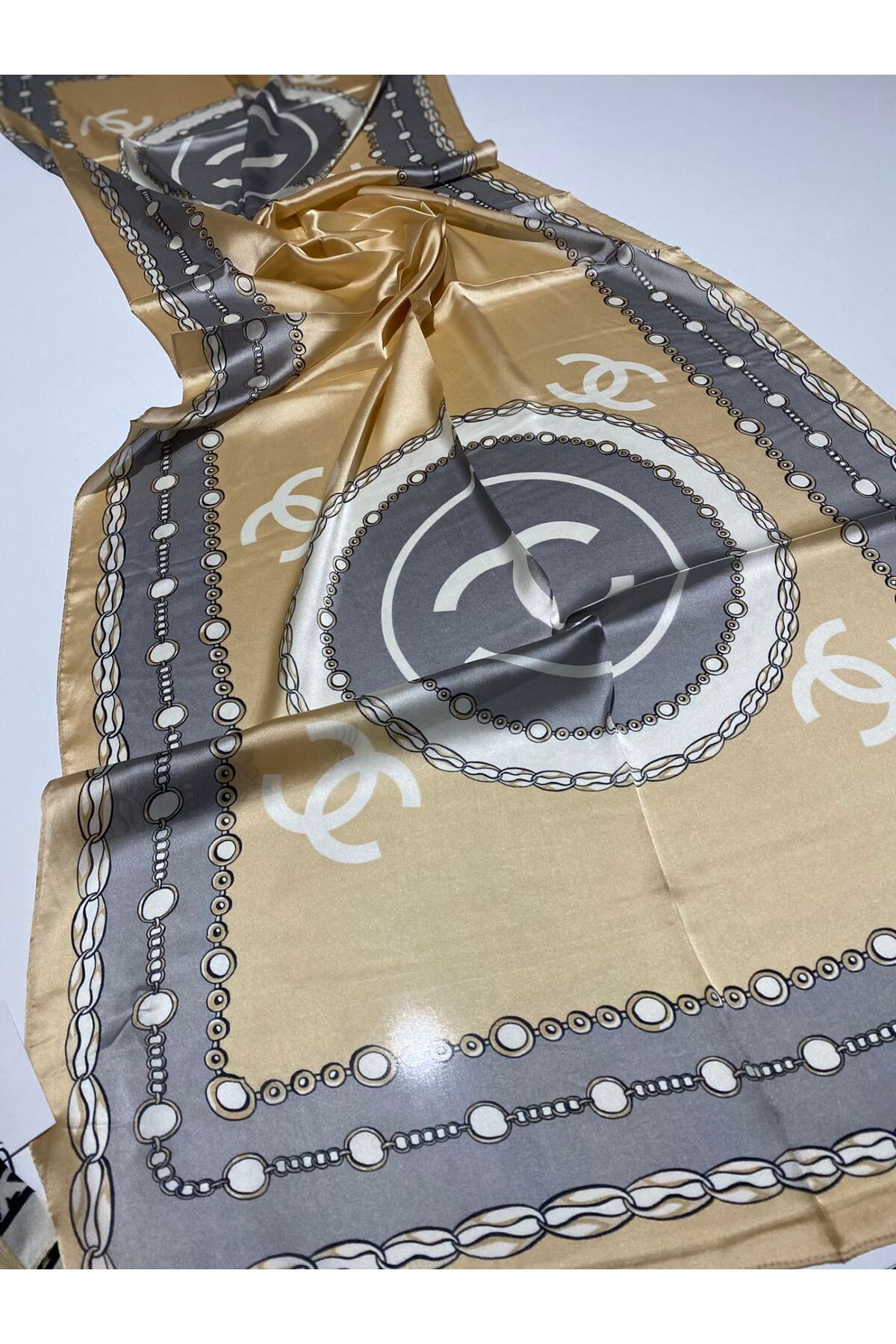 PİRAMİT CHANEL VUAL İPEK ŞAL GOLD GÜMÜŞ