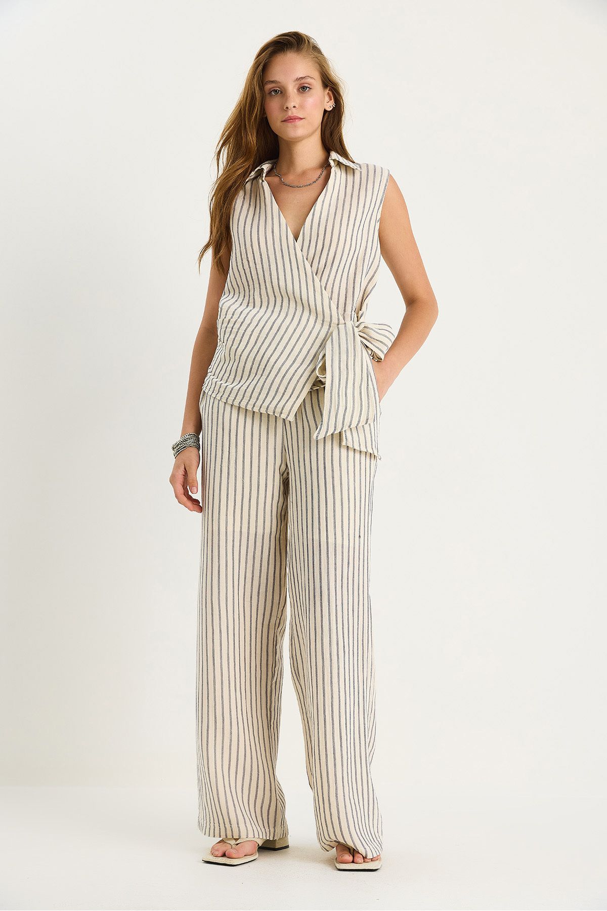 Bianco Lucci-Women's Striped Double Breasted Collar Tie Detailed Blouse Elastic Waist Lined Muslin Suit 1039 60283478 3