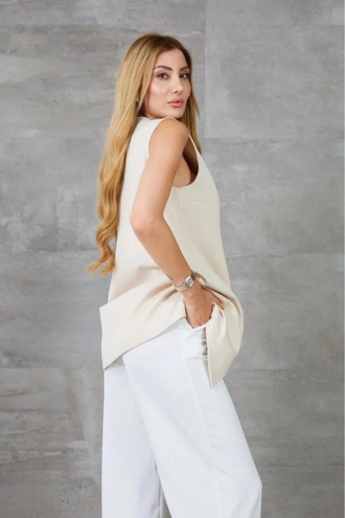 Pasaklı Giyim-Women's Cream New Season Atlas Sleeveless Vest 3706300 4
