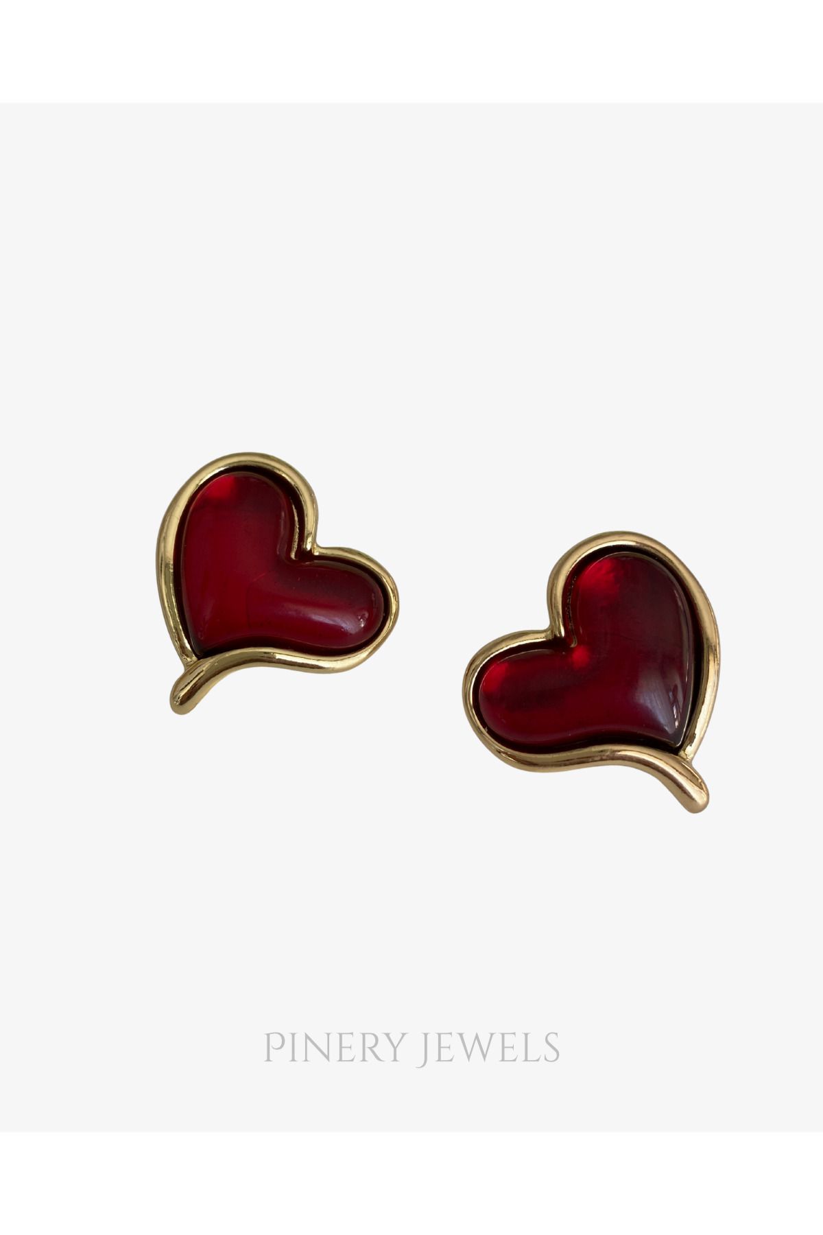Pinery Jewels-زوج من الأقراط النسائية ذات القلب الأحمر مقاس متوسط ​​3 سم 3
