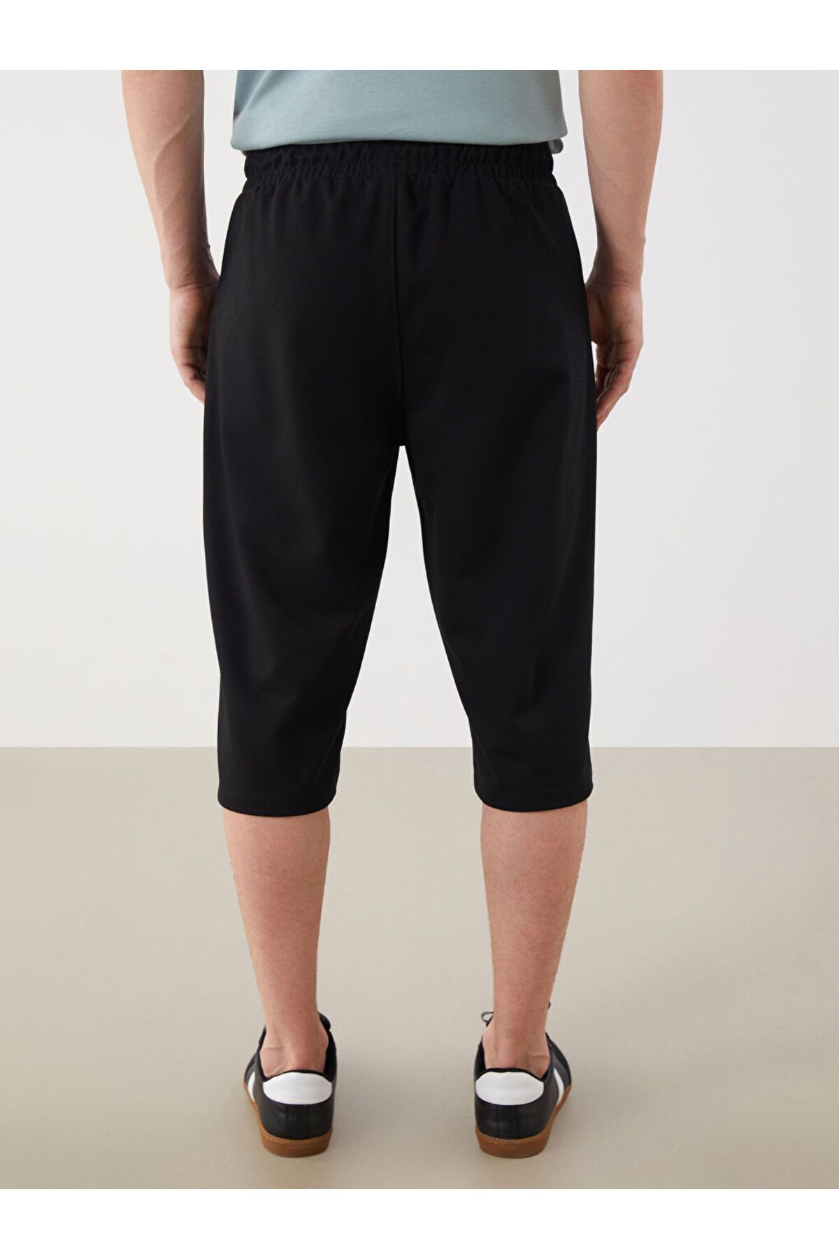 LC Waikiki-Create Your Style from Uzg Store |   Standard Fit Men's Shorts 5