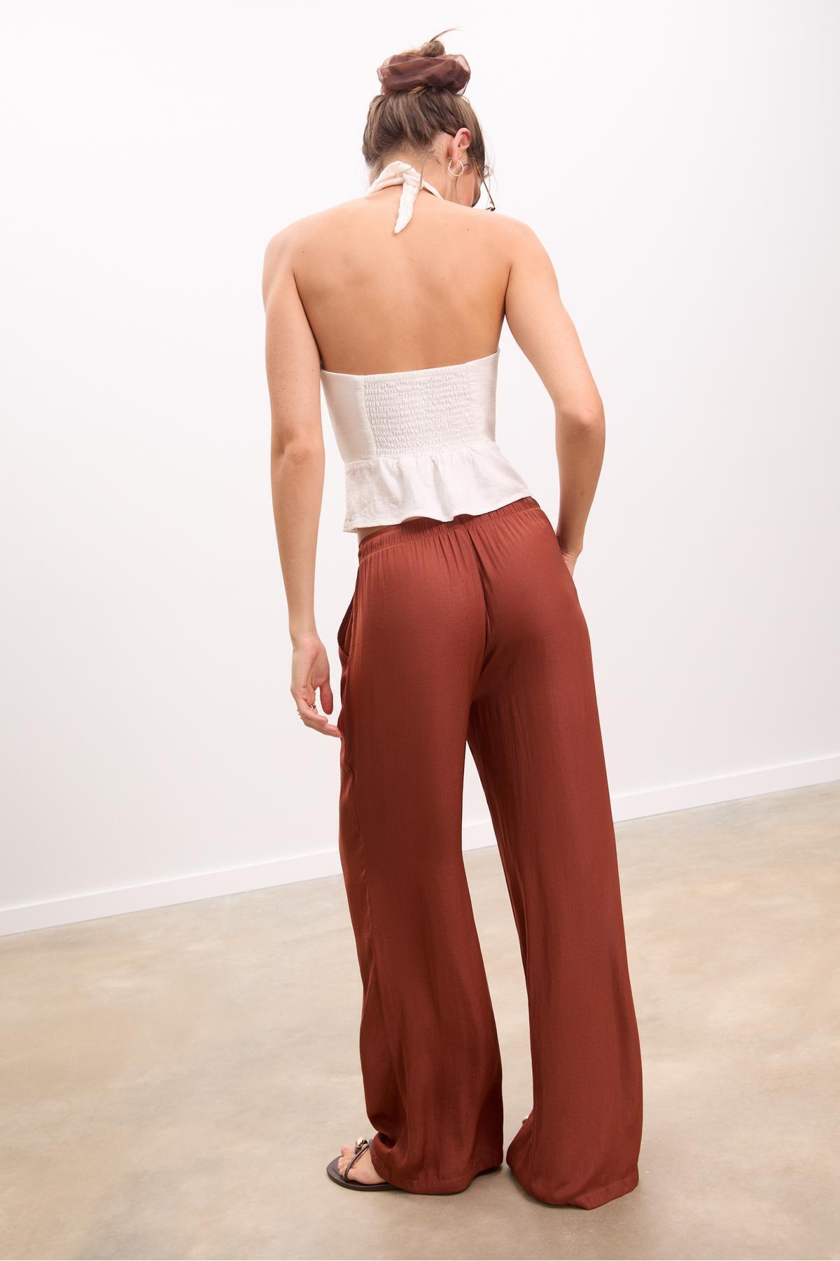 Stradivarius-Flowing satin trousers 5