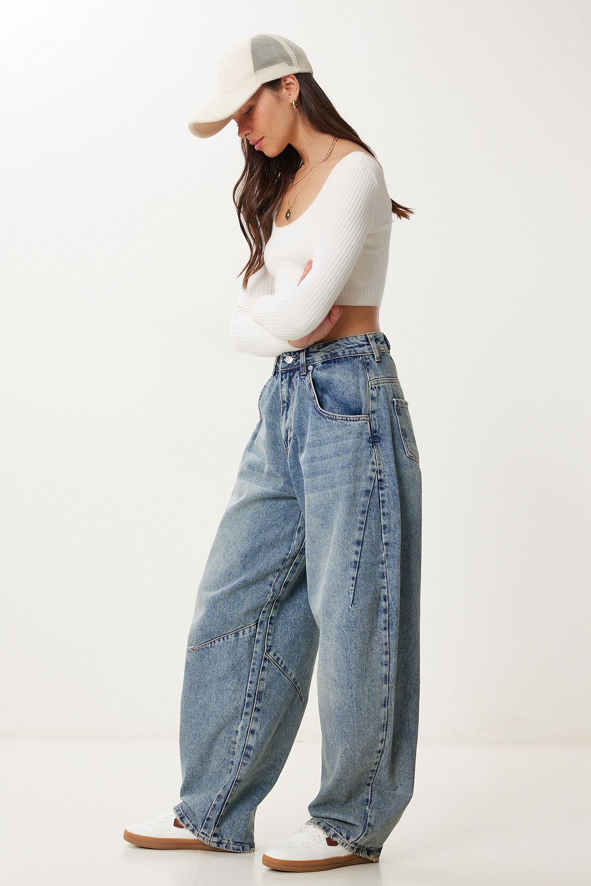 Kadın Orta Mavi Yıkamalı Baggy Denim Jean RG00080
