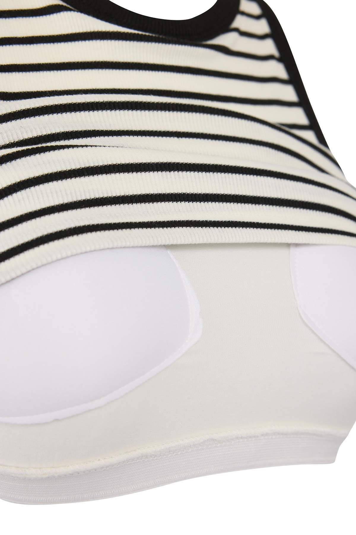 Trendyol Collection-Black Line Fitted Color Block Tank Top with Chest Pad 8