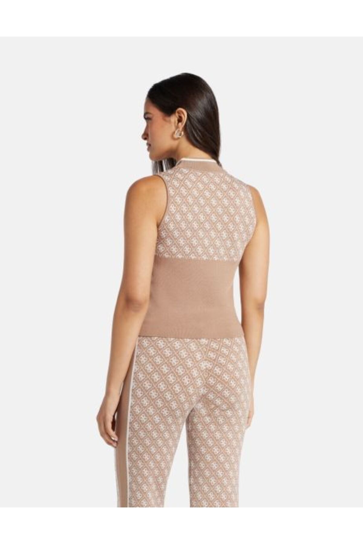Guess-Φούτερ 2