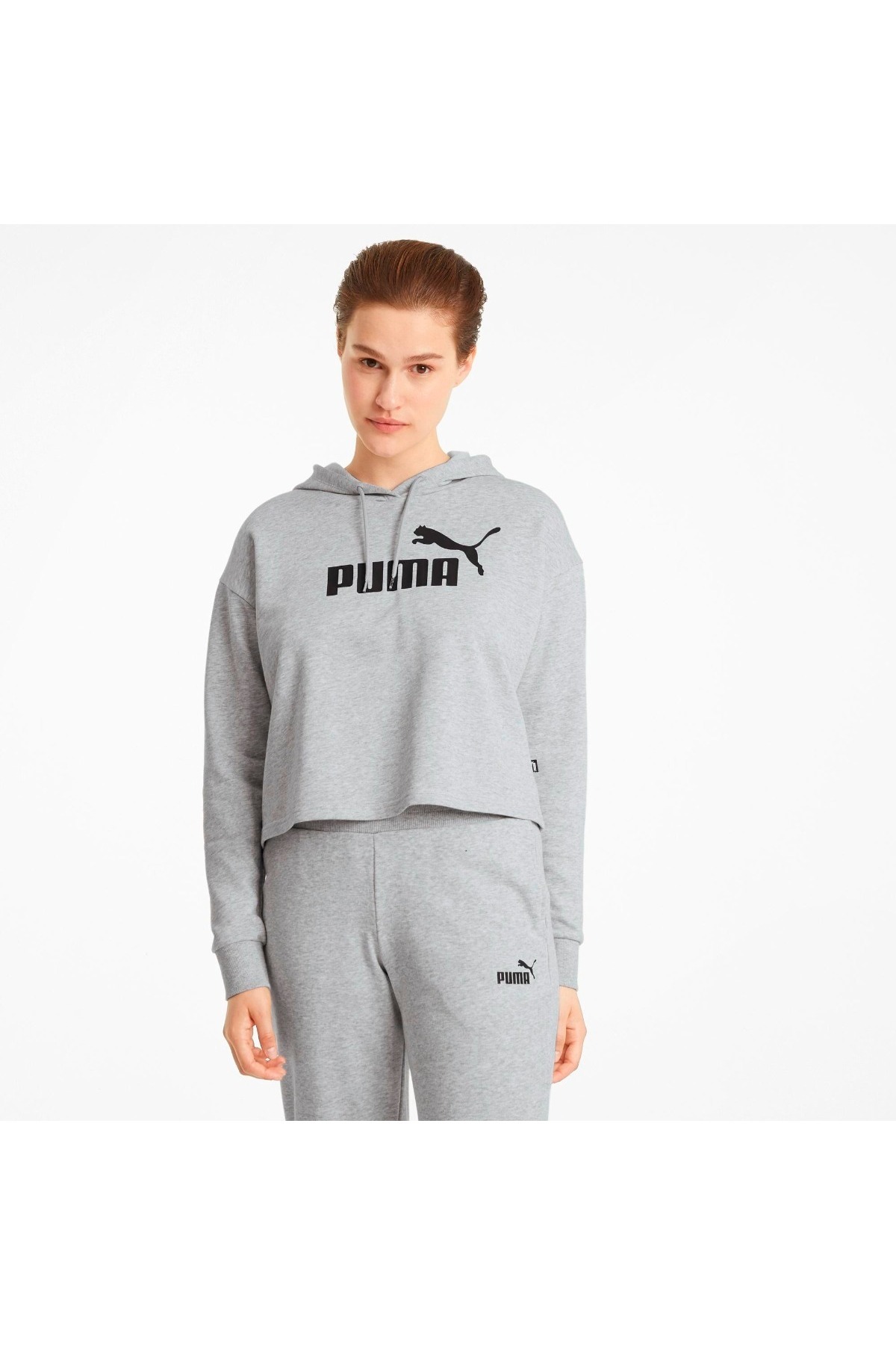 پوما سویشرت کلاهدار خاکستری زنانه طرح Cropped Logo Tr پوما سویشرت کلاهدار خاکستری زنانه طرح Cropped Logo Tr