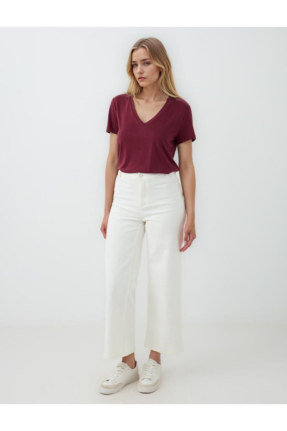 Jimmy Key-Tricou modal tricotat cu mânecă scurtă cu decolteu în V burgundy 2