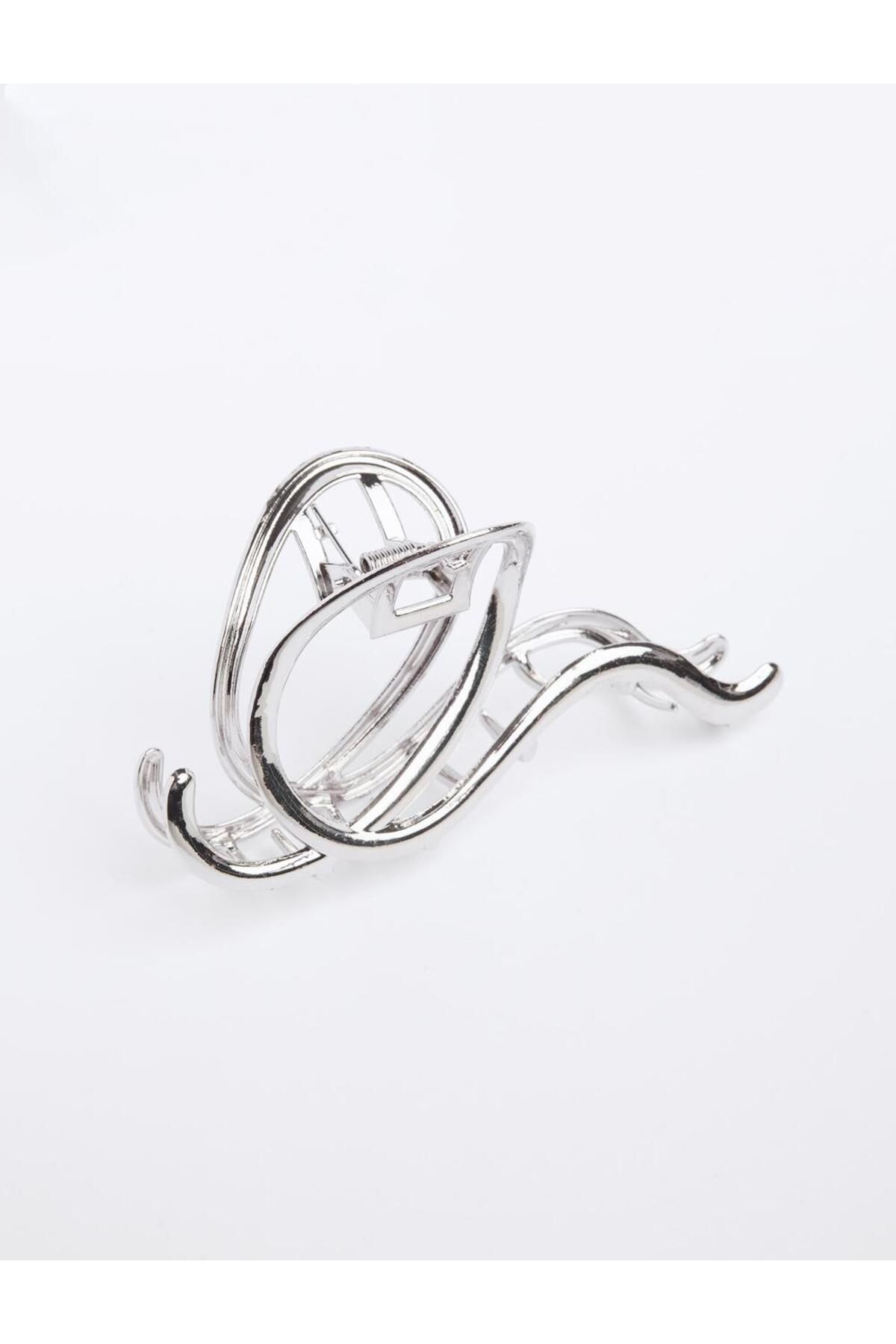 Jimmy Key-Silver Color Asymmetrical Patterned Shiny Peg Buckle 3