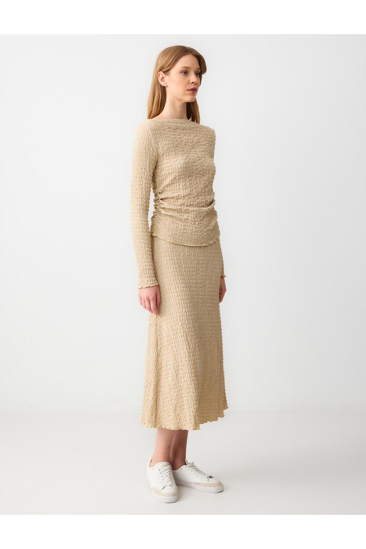 Jimmy Key-Beige Textured Midi Skirt 3