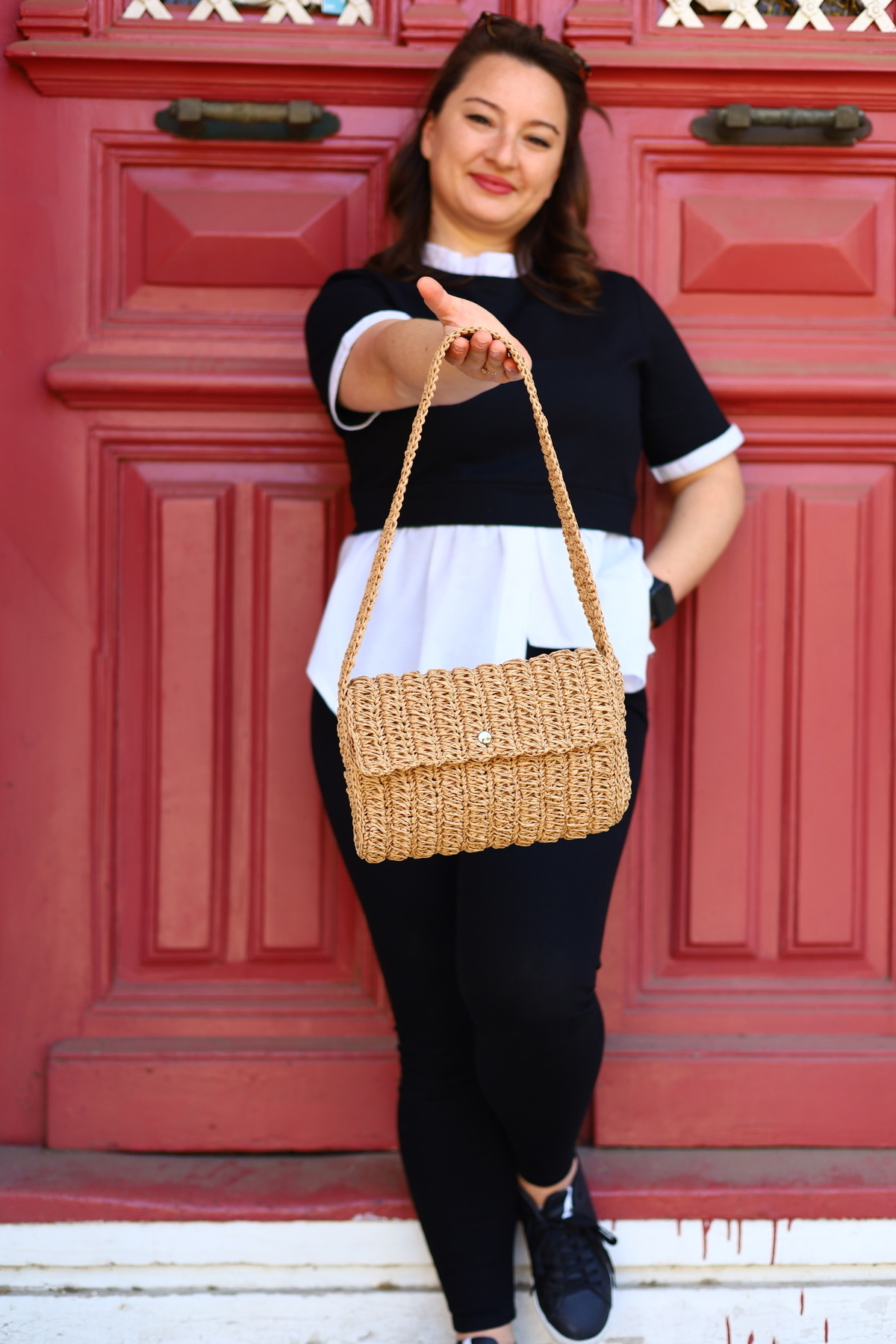 Masal Örgü Evi-Women's Hand Knitted Straw Paper Rope Shoulder Bag 4
