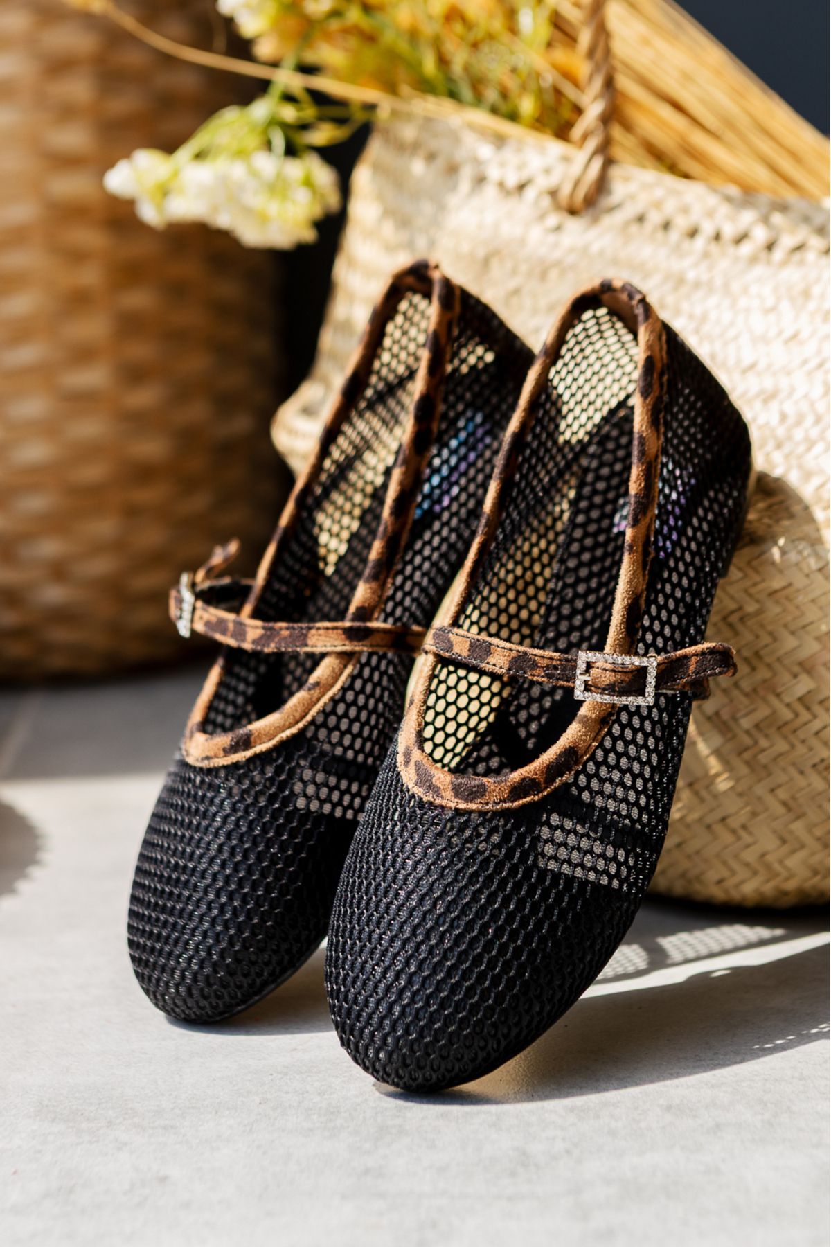 İncimoda-Leona Black Leopard Patterned Buckle Mesh Ballerina Orthopedic Memory Flex Memory Sole 2